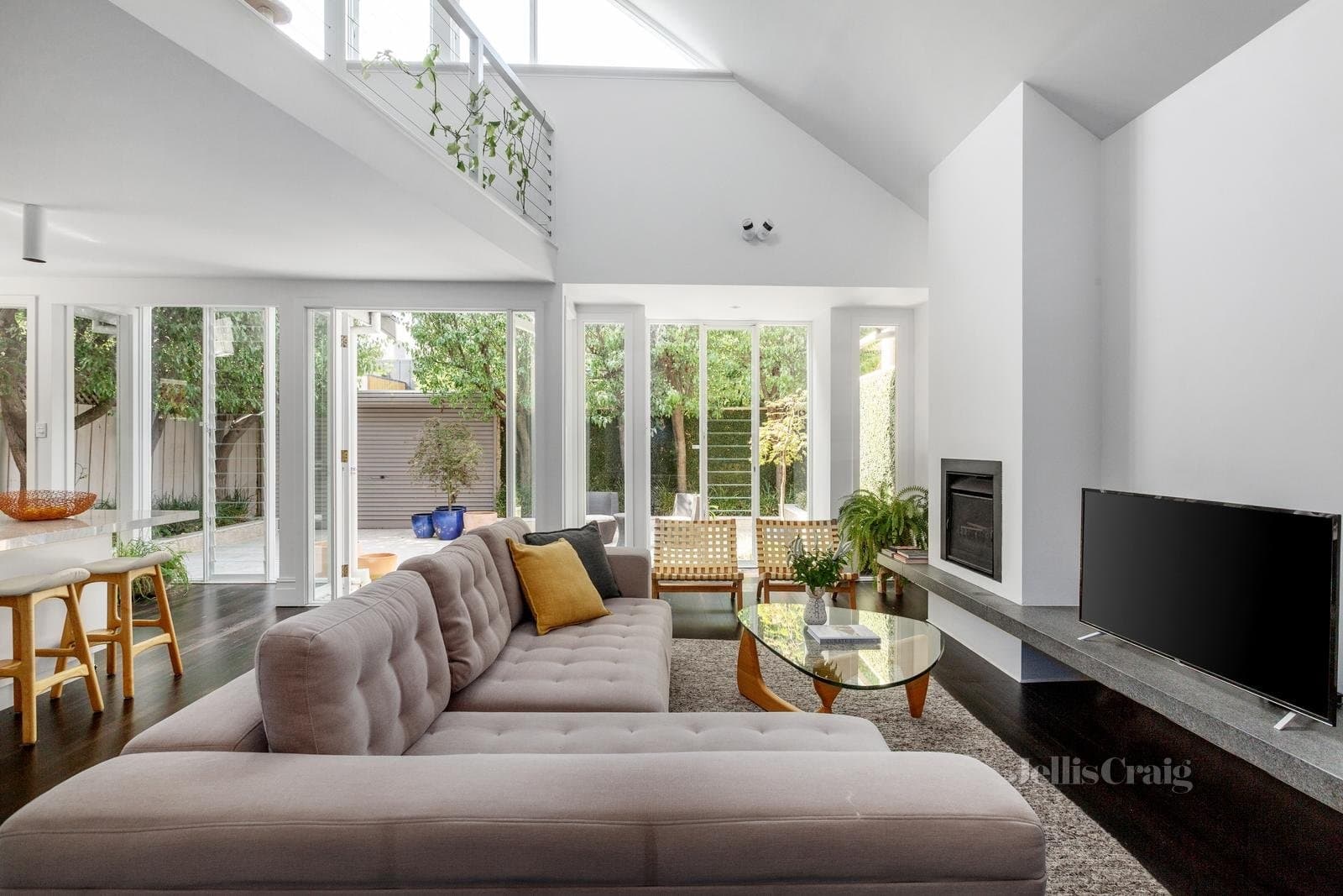 49 Dinsdale Street, Albert Park, Albert Park - Thumbnail 3
