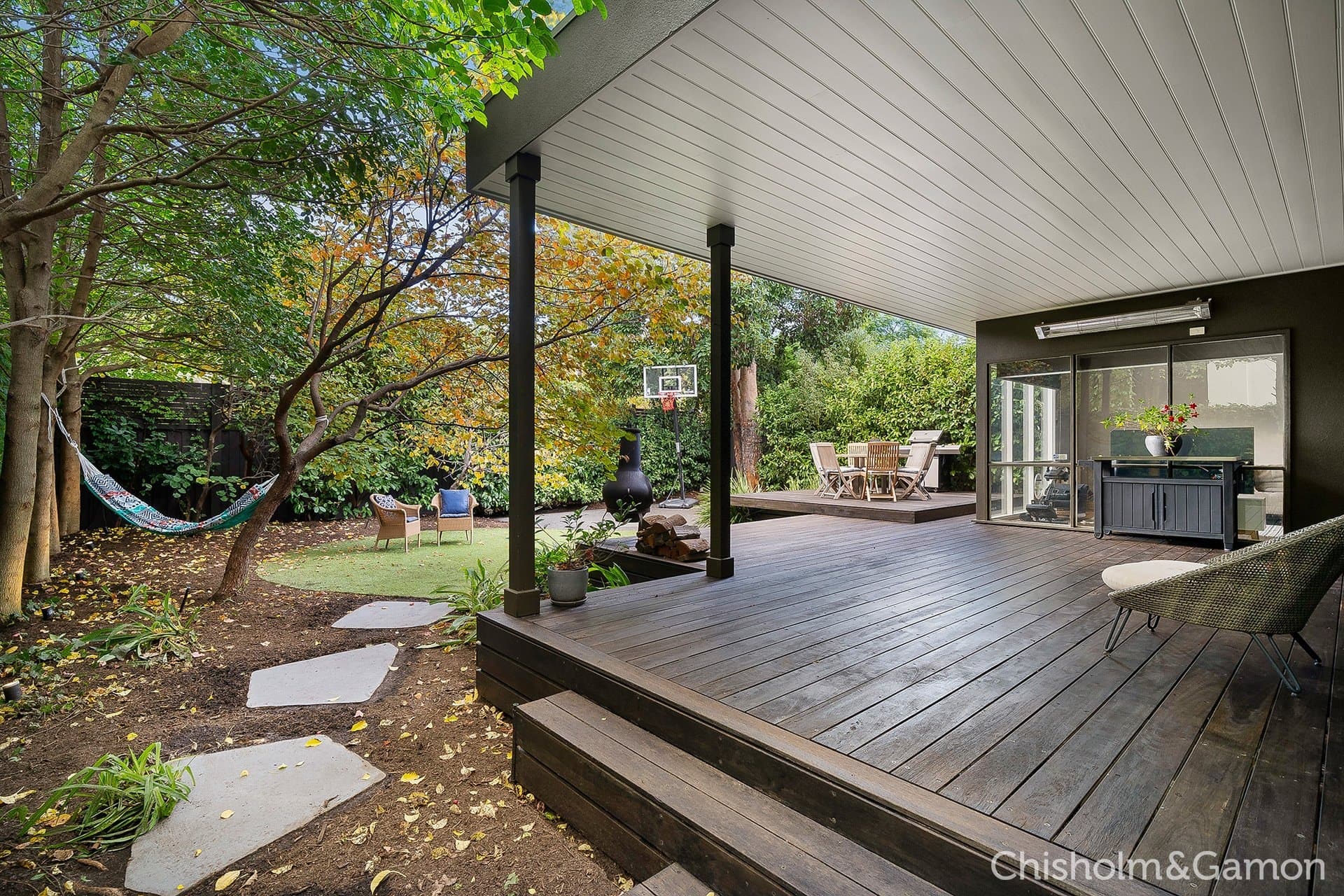 27 Beach Avenue, Elwood, Elwood - Image 1