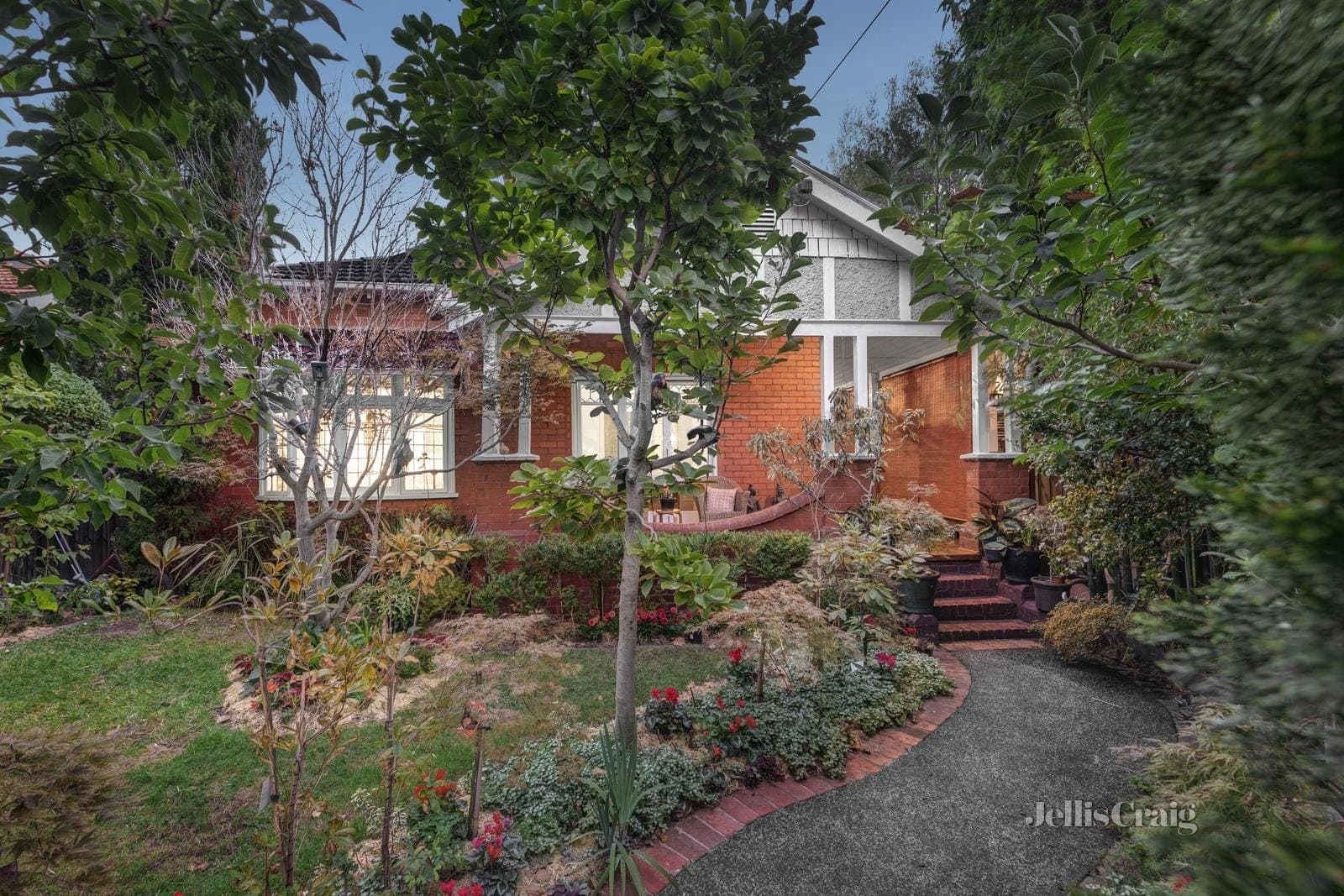 4 Irymple Avenue, St Kilda, St Kilda - Thumbnail 2