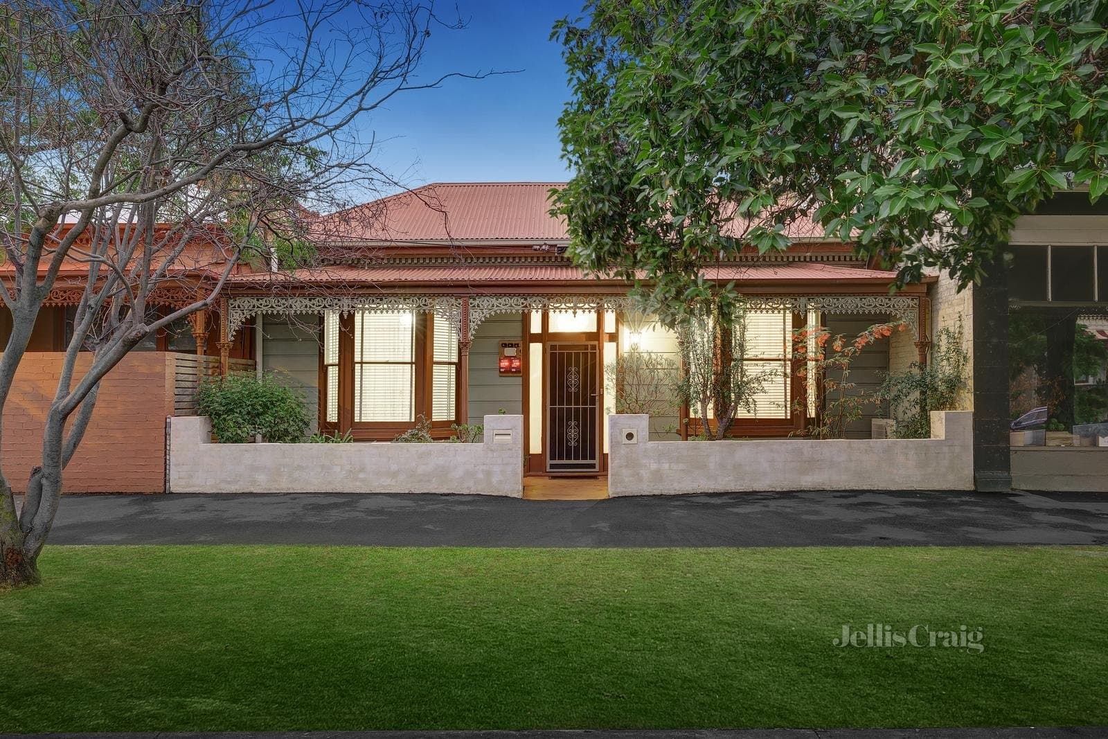 57 Dundas Place, Albert Park, Albert Park - Thumbnail 2