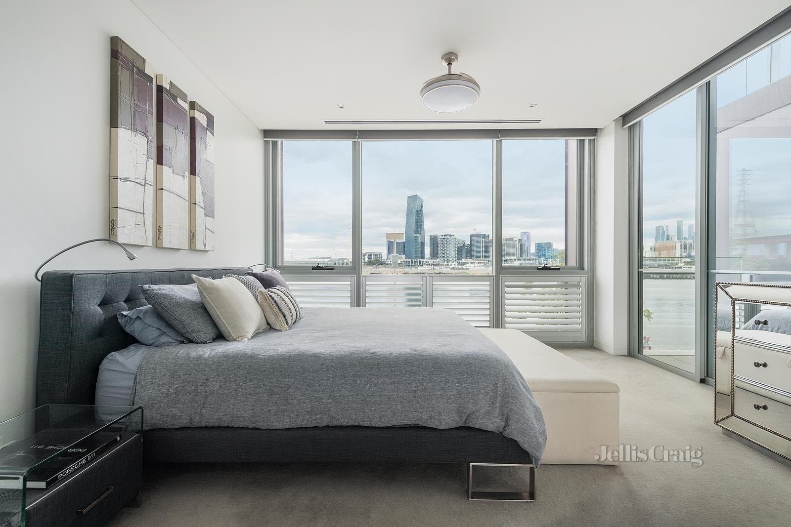 210 River Esplanade, Docklands, Docklands - Thumbnail 6