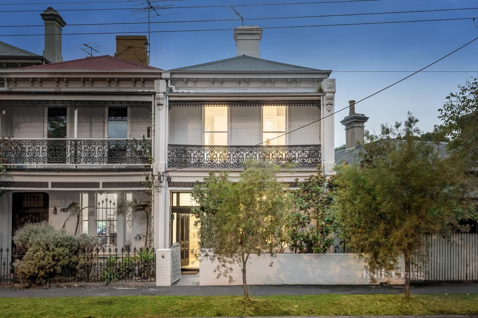 25 Canterbury Road, Middle Park, Middle Park - Thumbnail 2