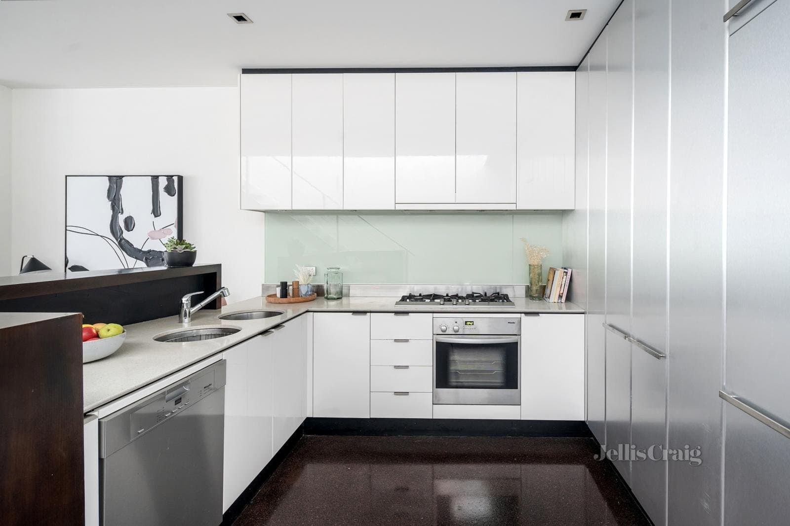 12 Page Street, Albert Park, Albert Park - Thumbnail 5