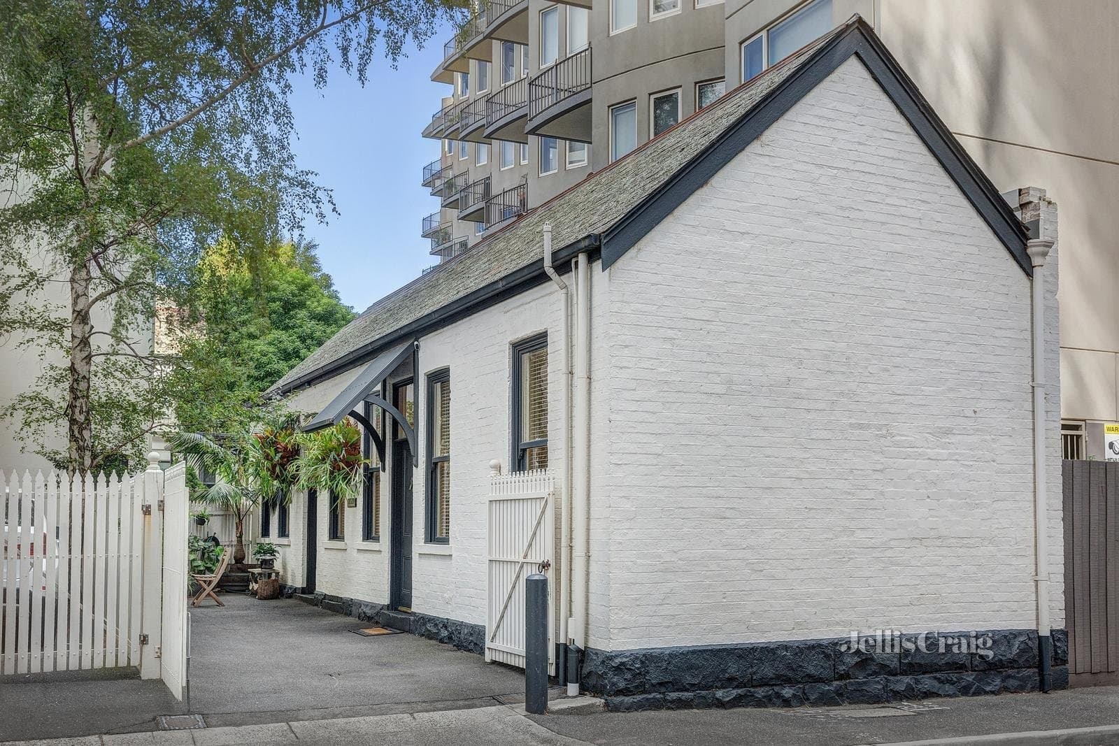 5/25 Queens Road, Melbourne, Melbourne - Thumbnail 2