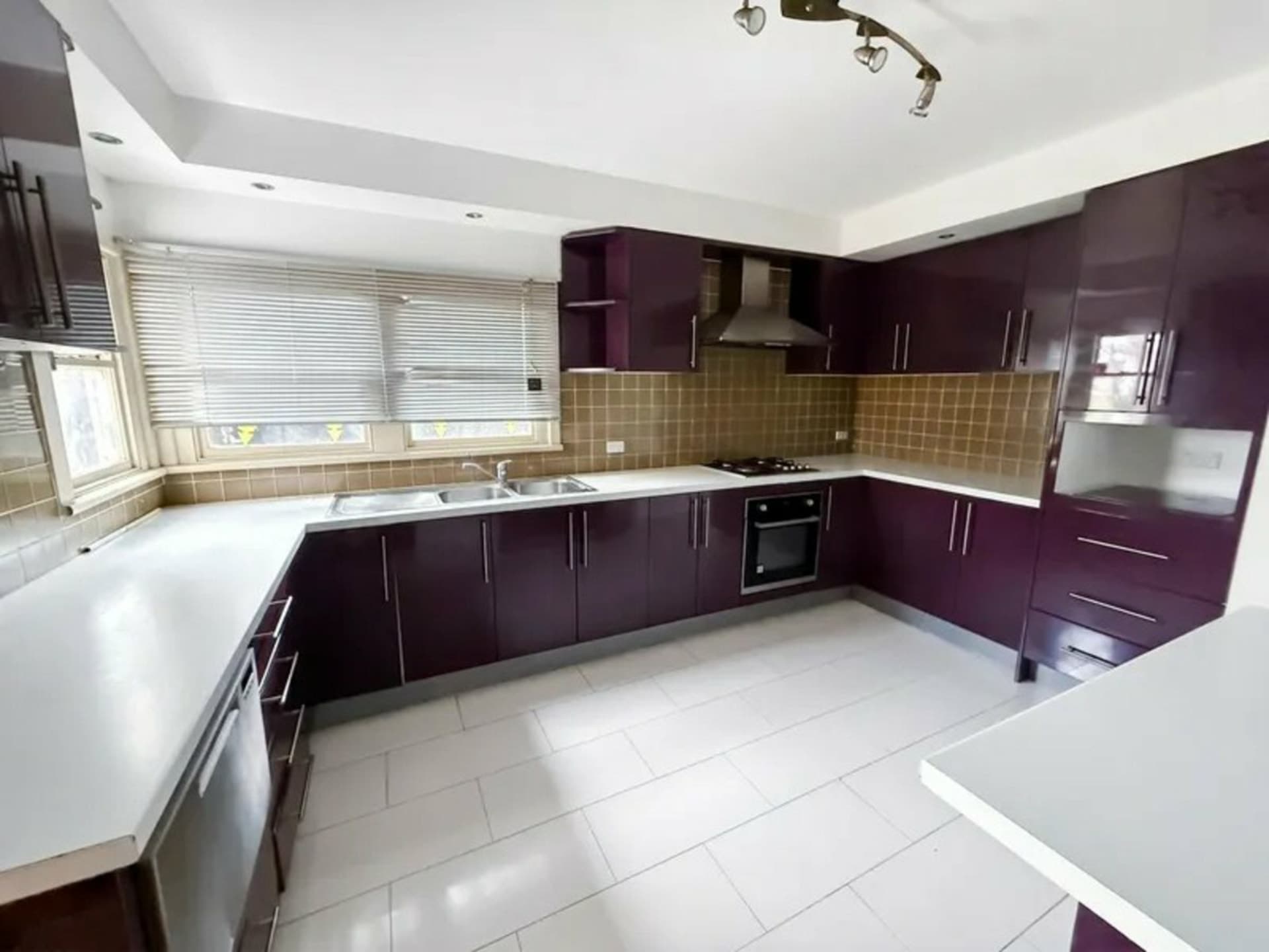 144 Lindesay Street,, Campbelltown, Campbelltown - Thumbnail 2
