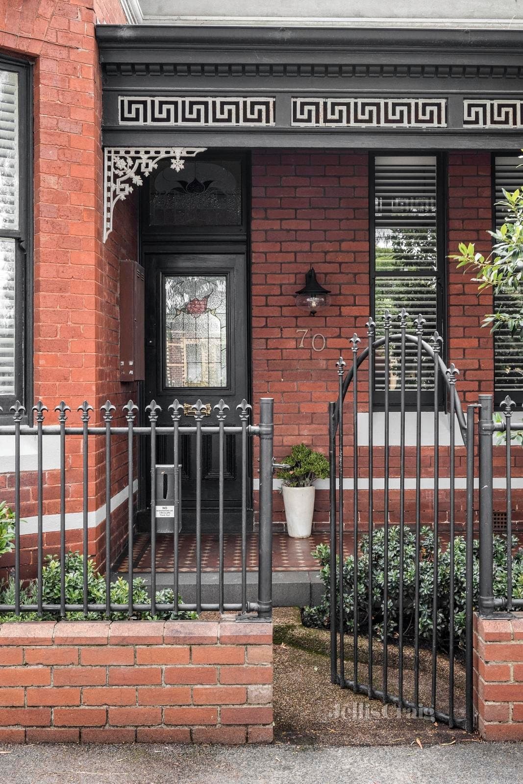 70 Mills Street, Albert Park, Albert Park - Thumbnail 3