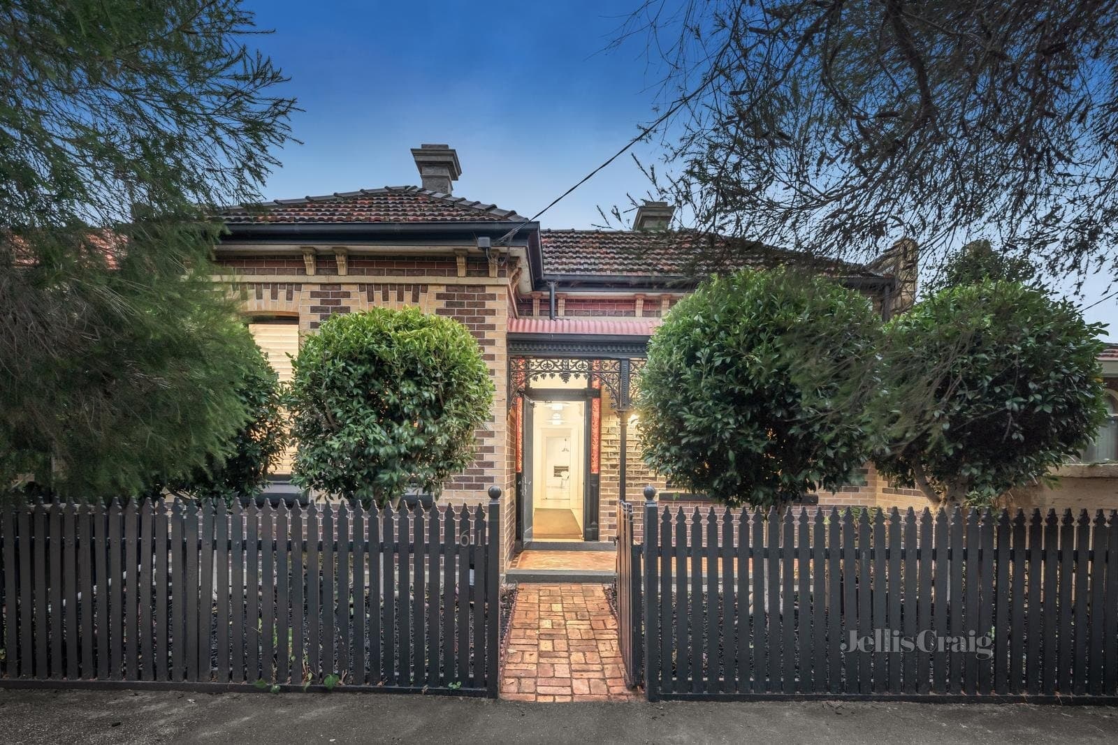61 Hambleton Street, Middle Park, Middle Park - Thumbnail 2