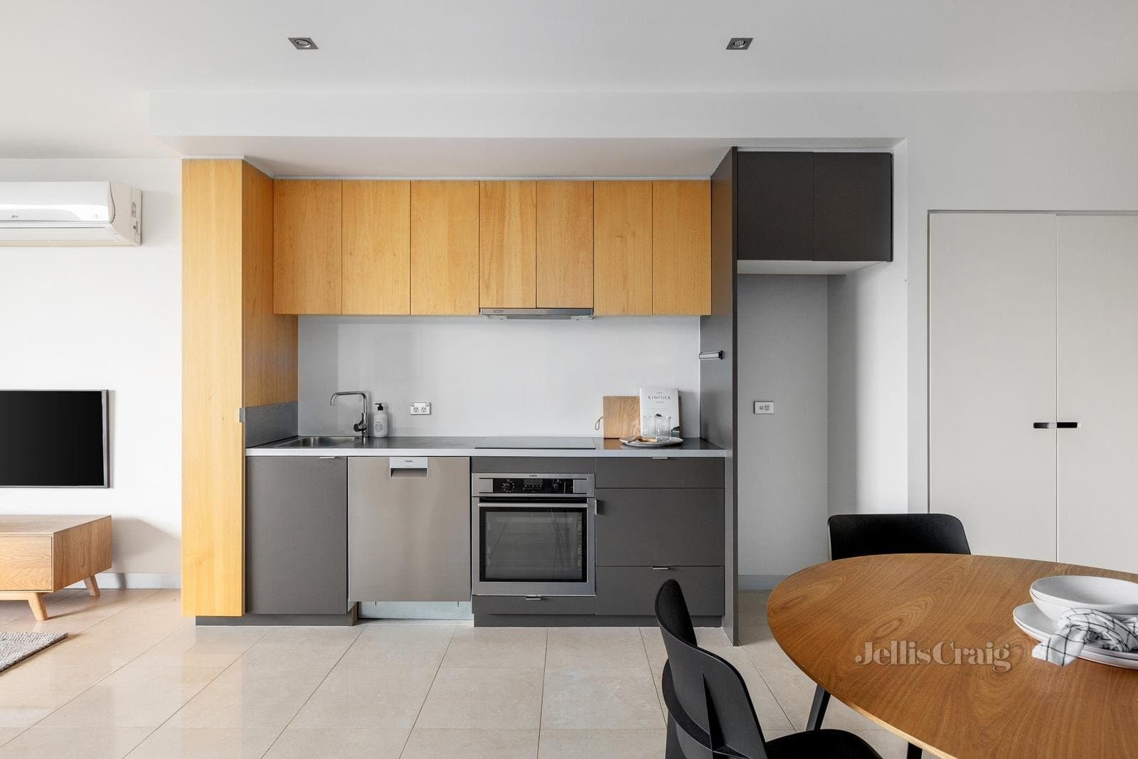 501/1 Danks Street West, Port Melbourne, Port Melbourne - Thumbnail 7