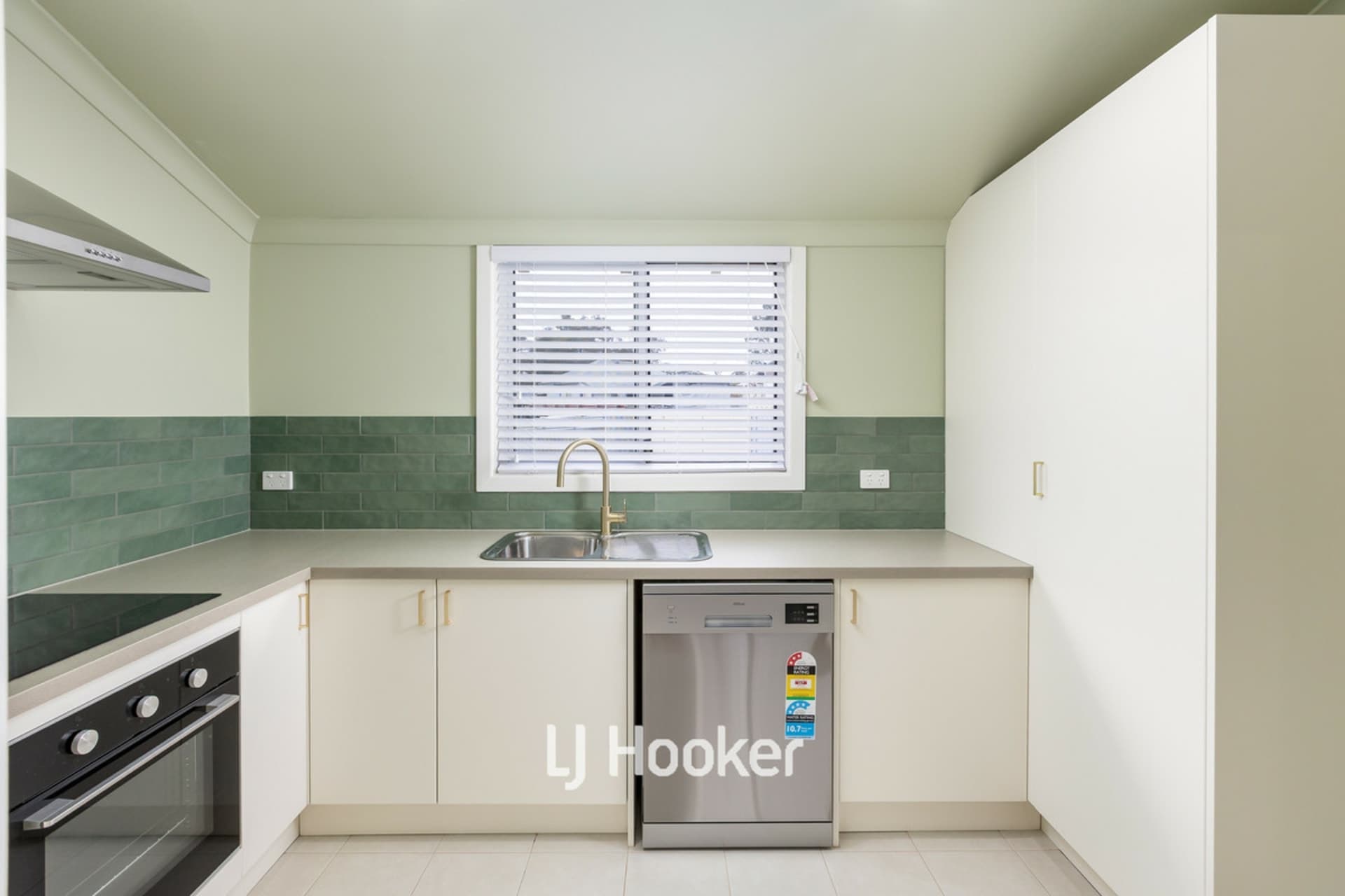 11 Benwell Place Collie WA, Collie - Thumbnail 3