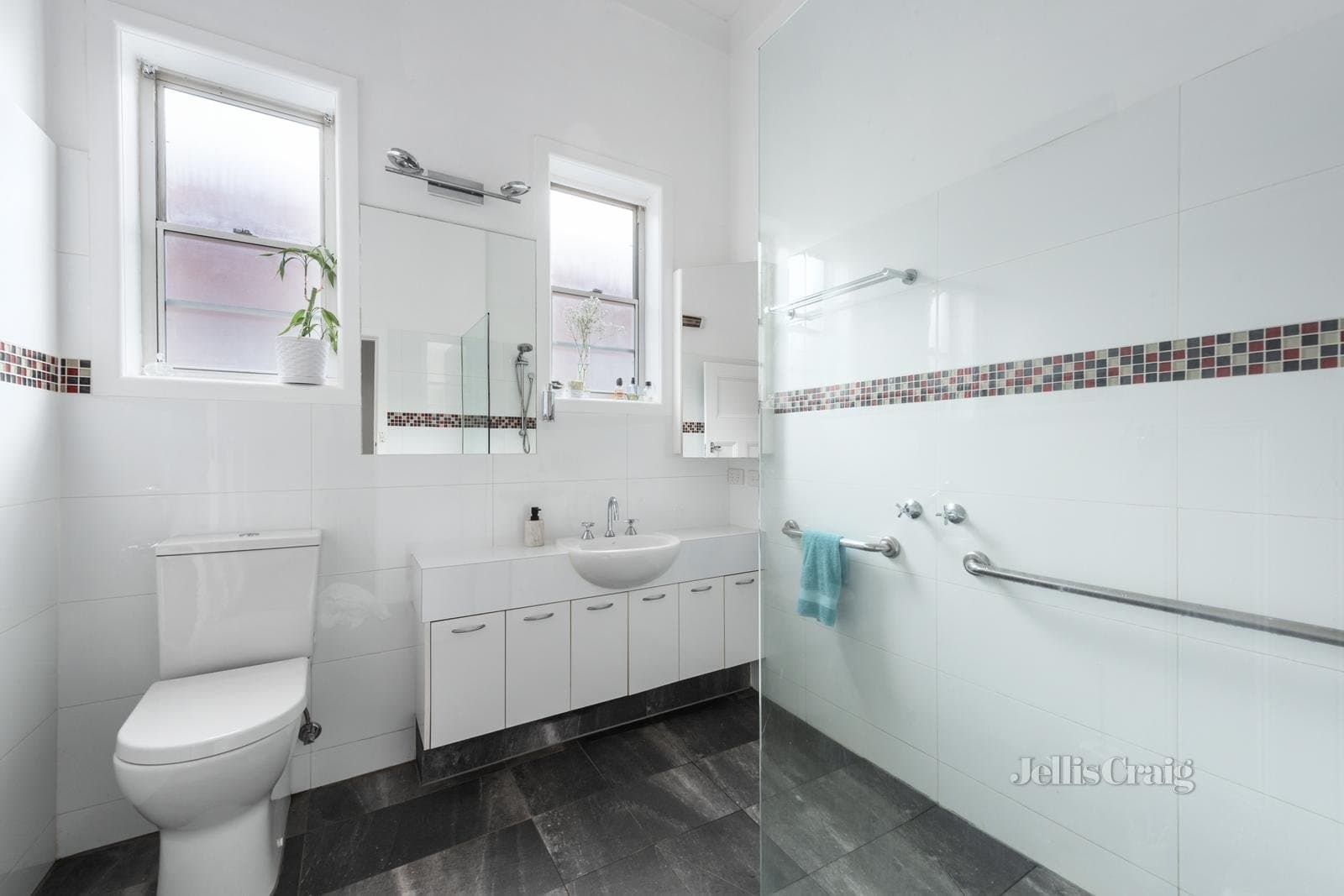 17 Gurner Street, St Kilda, St Kilda - Thumbnail 7