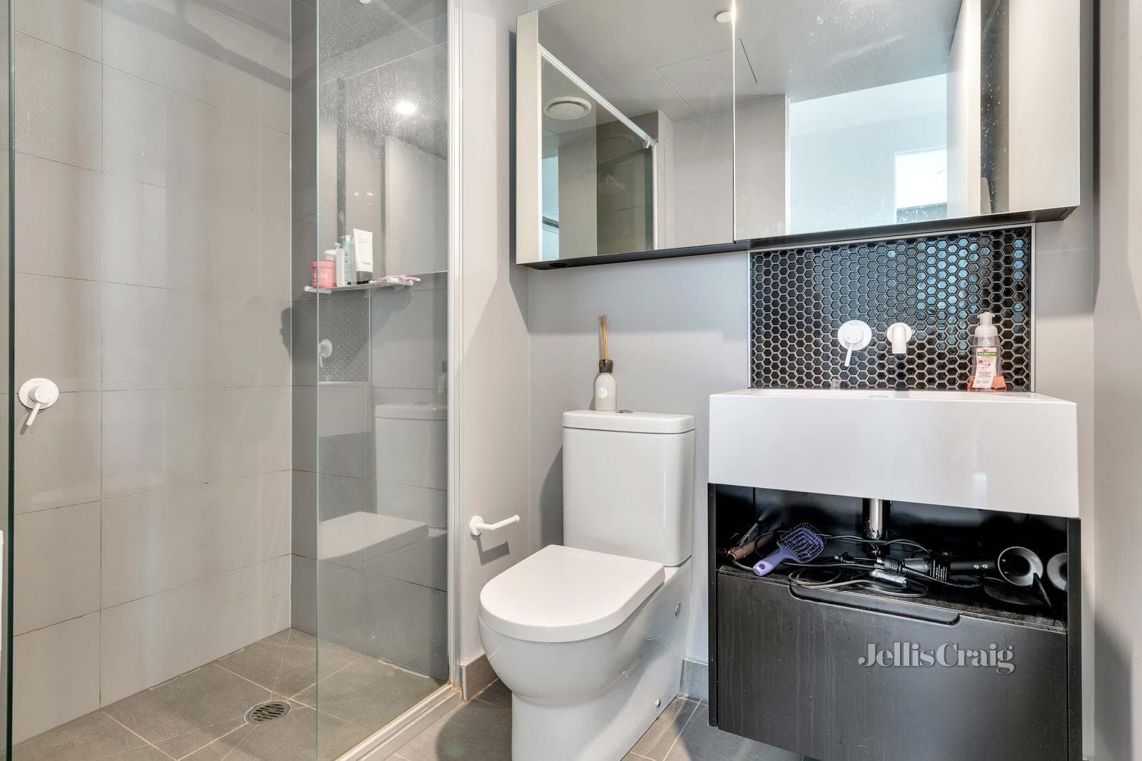 2409/442 Elizabeth Street, Melbourne, Melbourne - Thumbnail 8