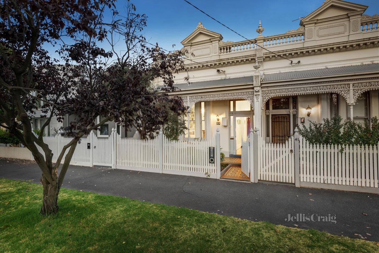39 Moubray Street, Albert Park, Albert Park - Thumbnail 2