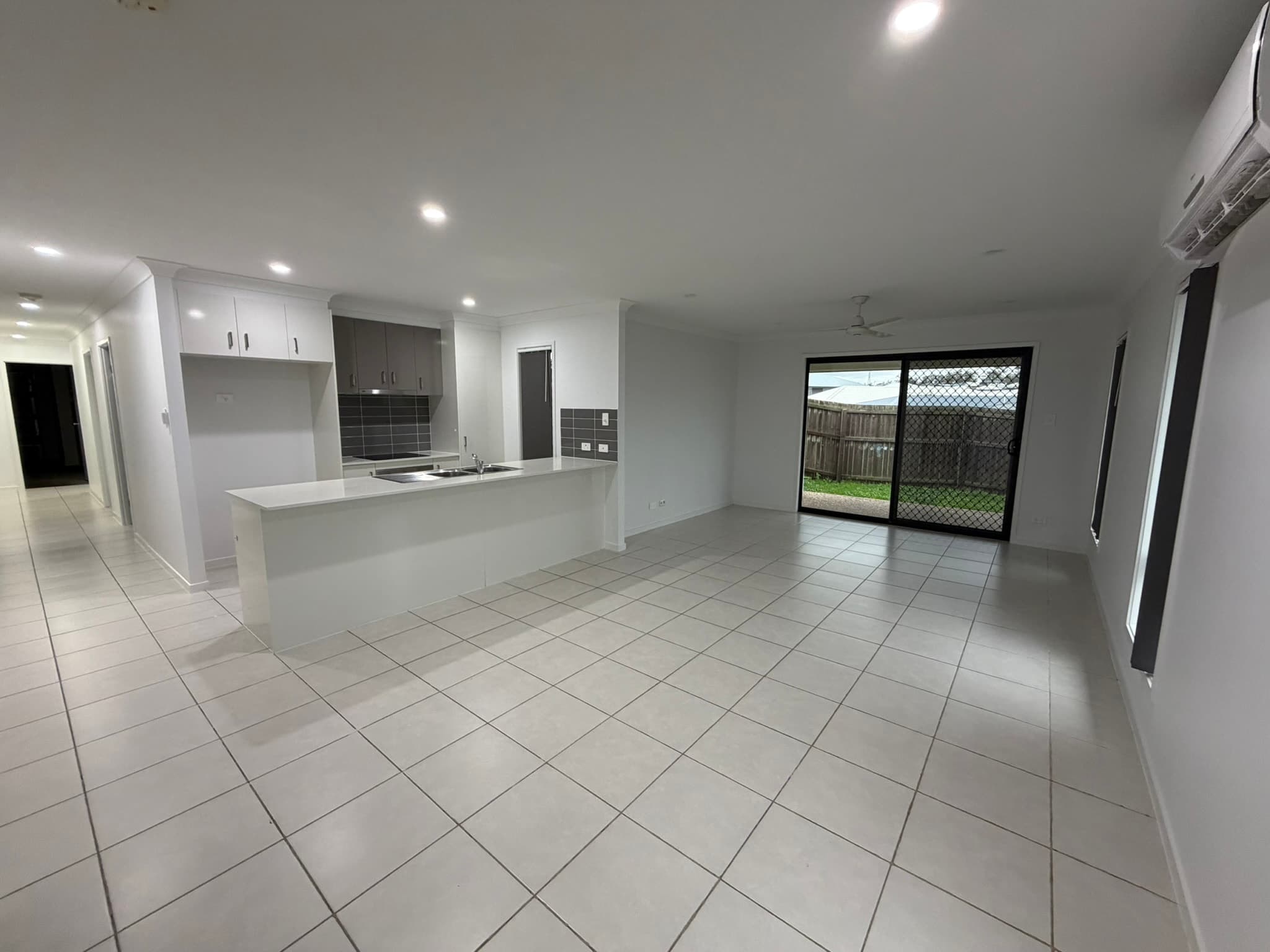 Redbank Plains, Redbank Plains - Thumbnail 4