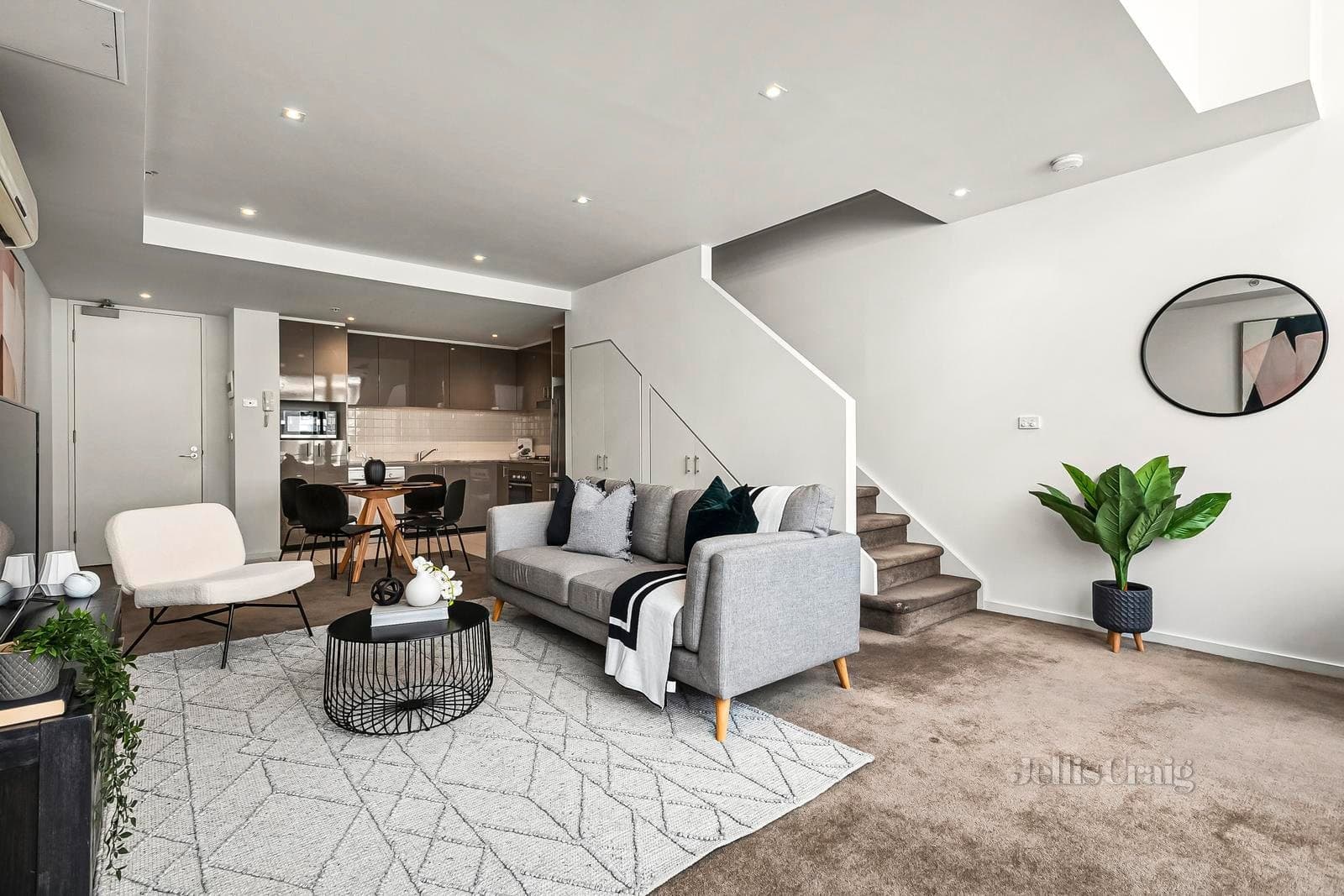 911/57 Bay Street, Port Melbourne, Port Melbourne - Thumbnail 2