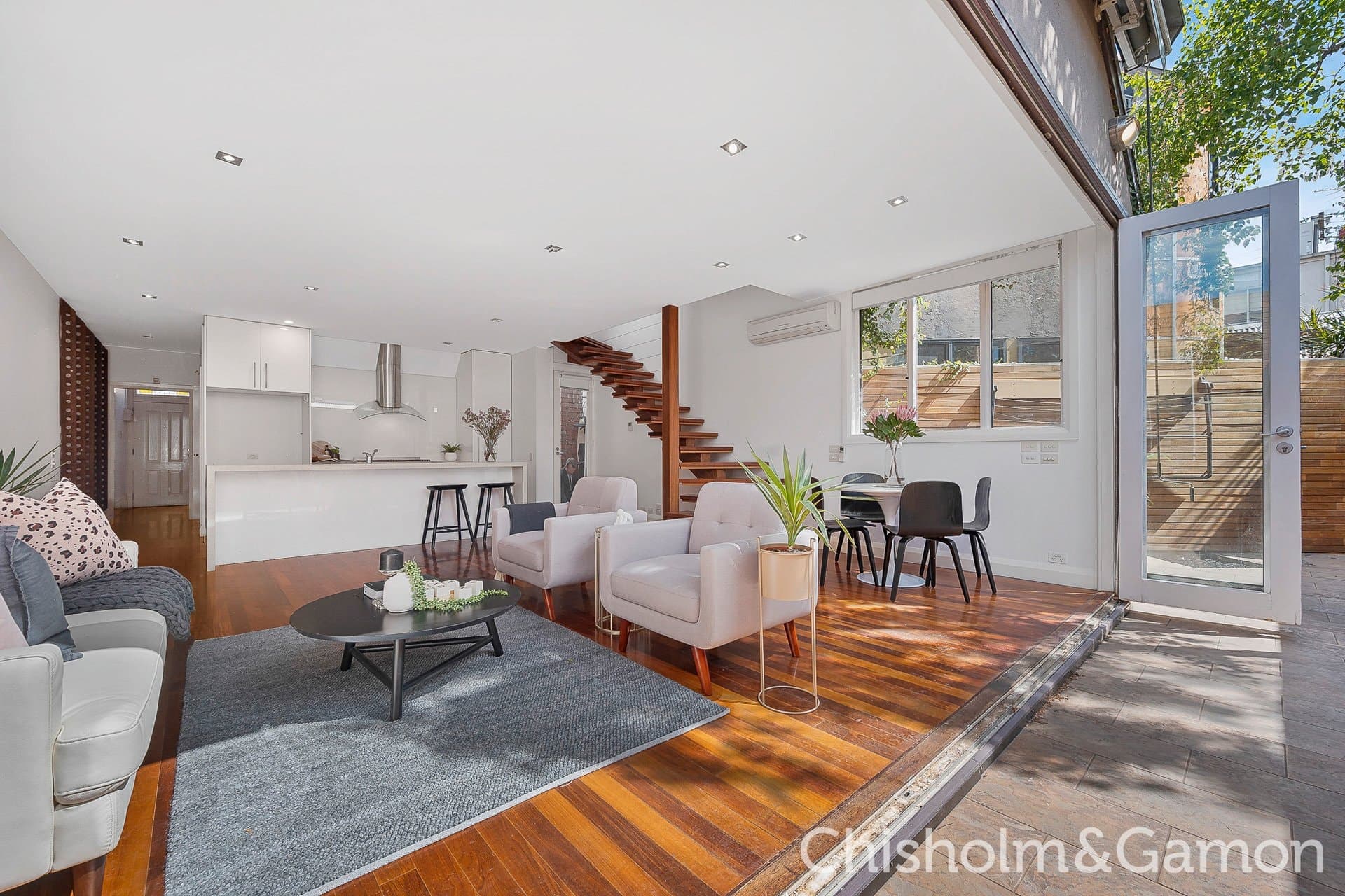 323 Princes Street, Port Melbourne, Port Melbourne - Thumbnail 3