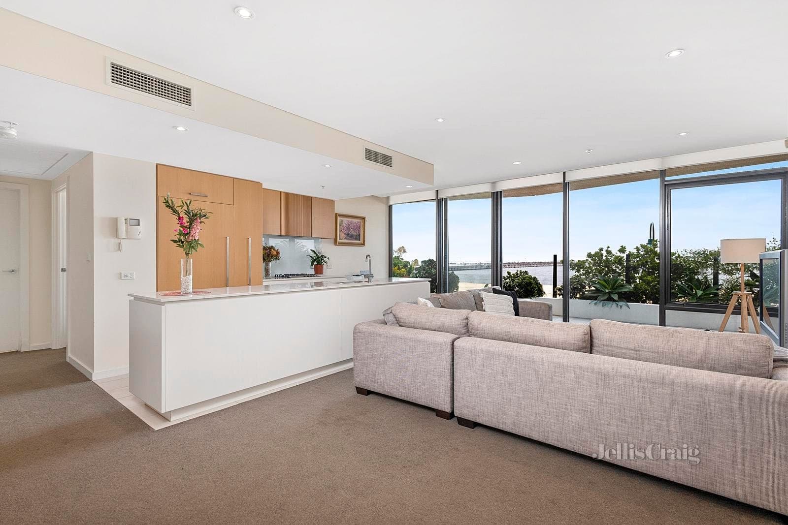 T04/155 Beach Street, Port Melbourne, Port Melbourne - Thumbnail 5