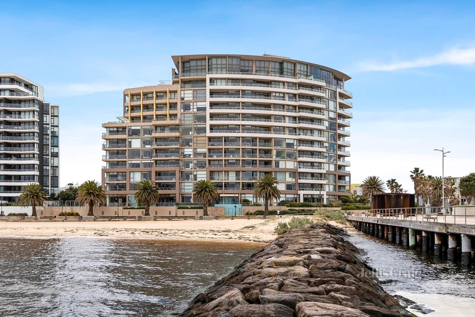 205/147 Beach Street, Port Melbourne, Port Melbourne - Thumbnail 2