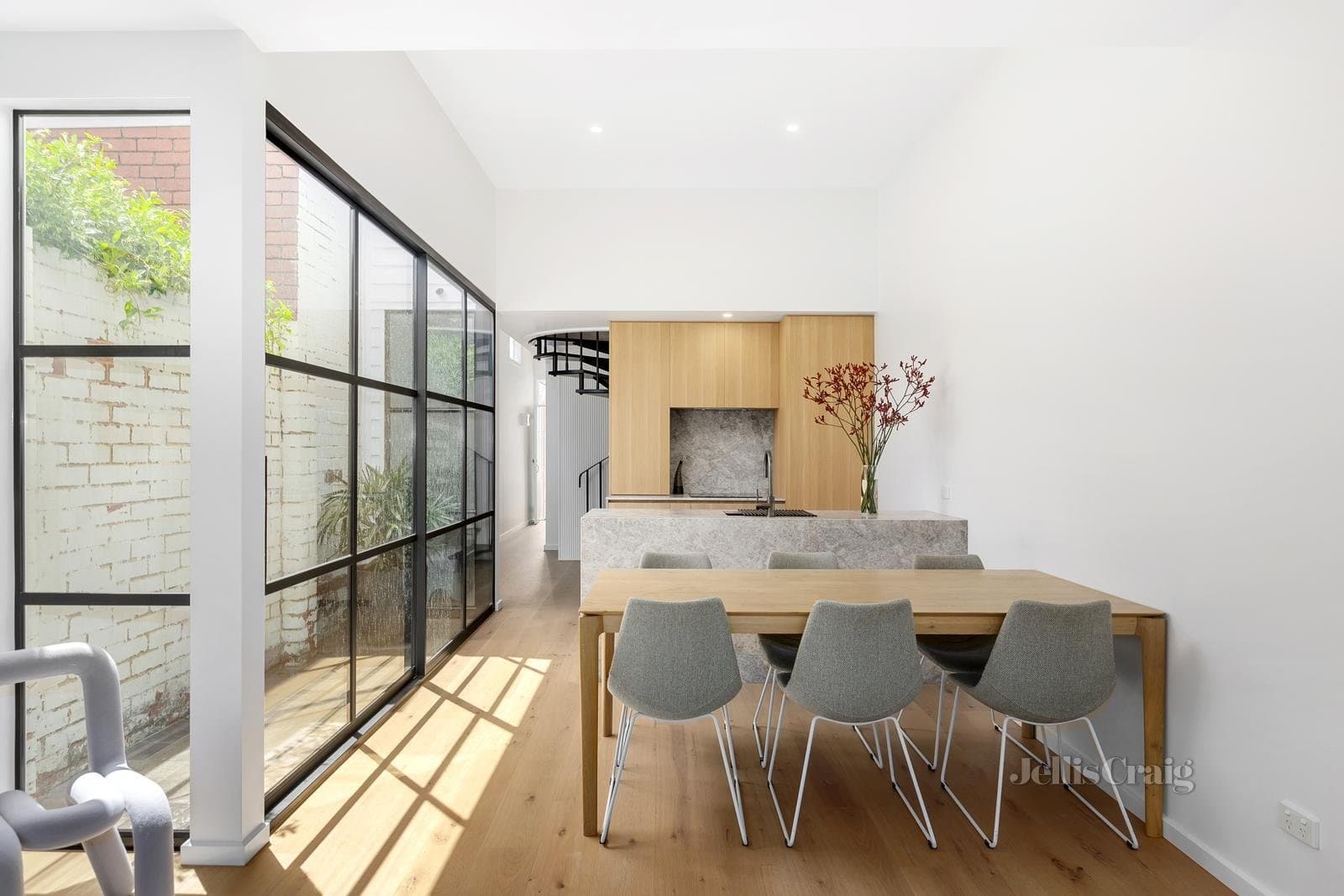 32 Little Page Street, Albert Park, Albert Park - Thumbnail 3