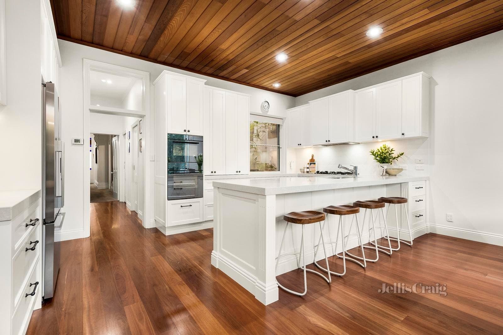16 Howe Crescent, South Melbourne, South Melbourne - Thumbnail 5