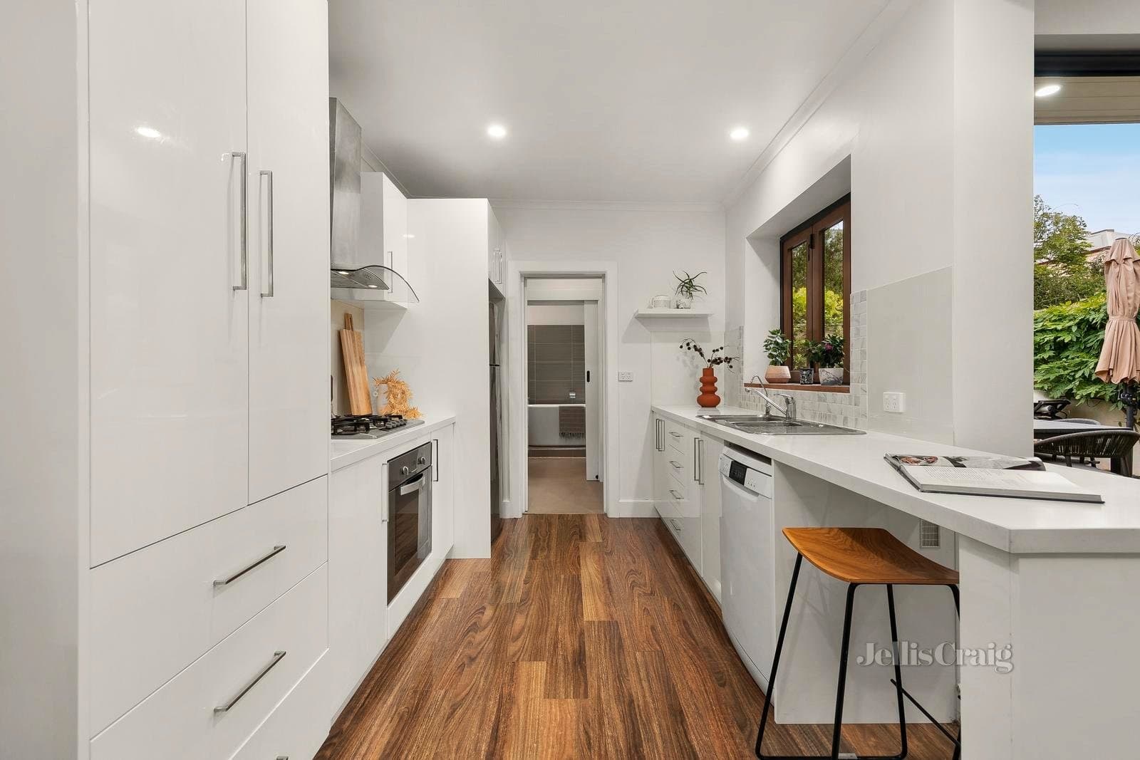 13 Madden Street, Albert Park, Albert Park - Thumbnail 6