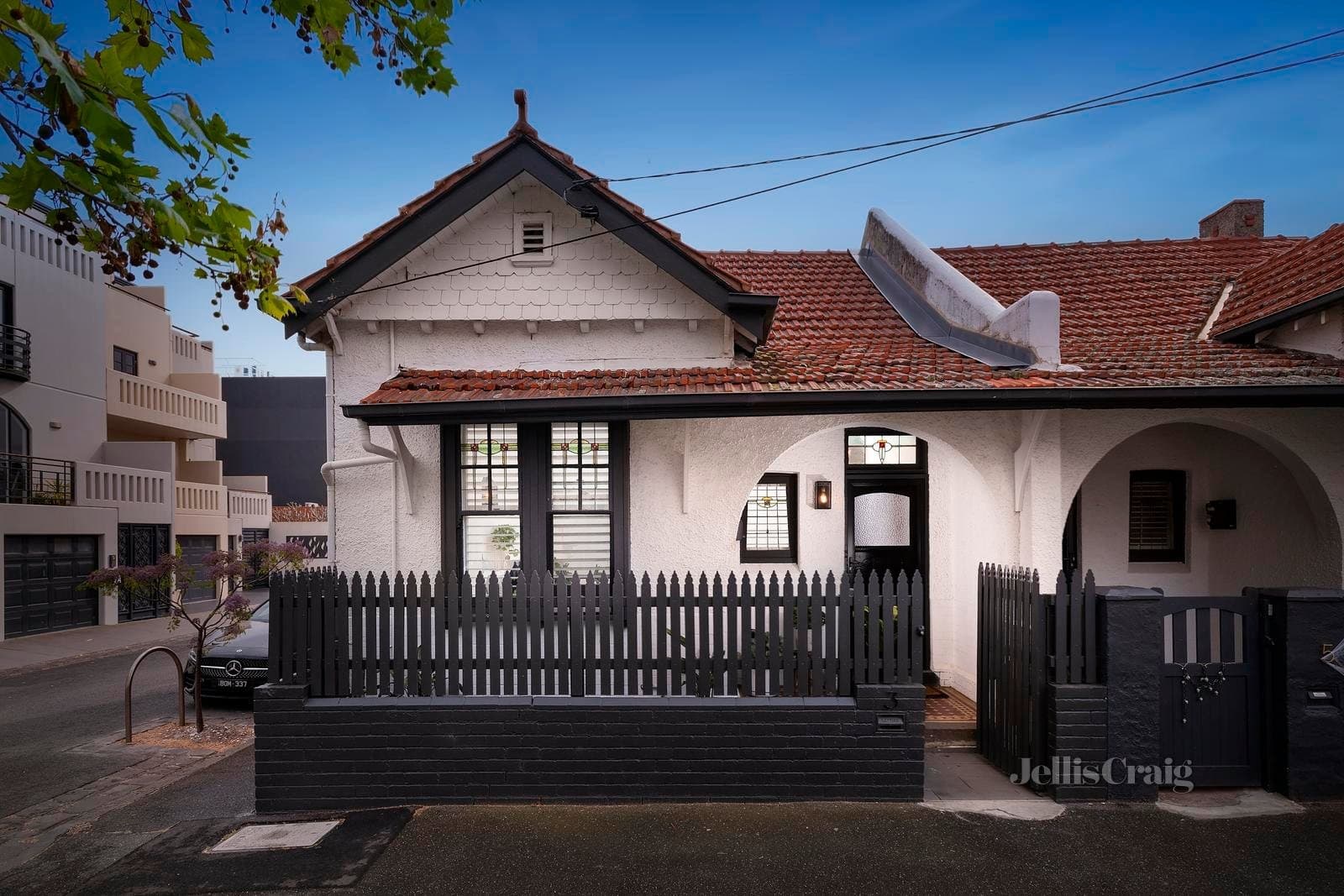 3 Page Street, Albert Park, Albert Park - Thumbnail 2