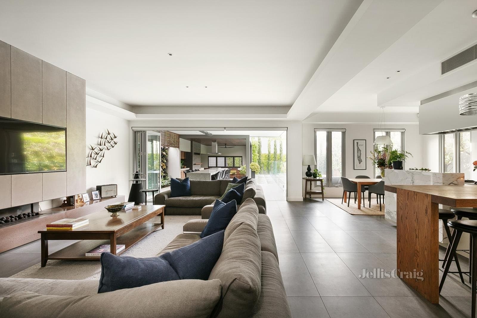 76 Armstrong Street, Middle Park, Middle Park - Thumbnail 3