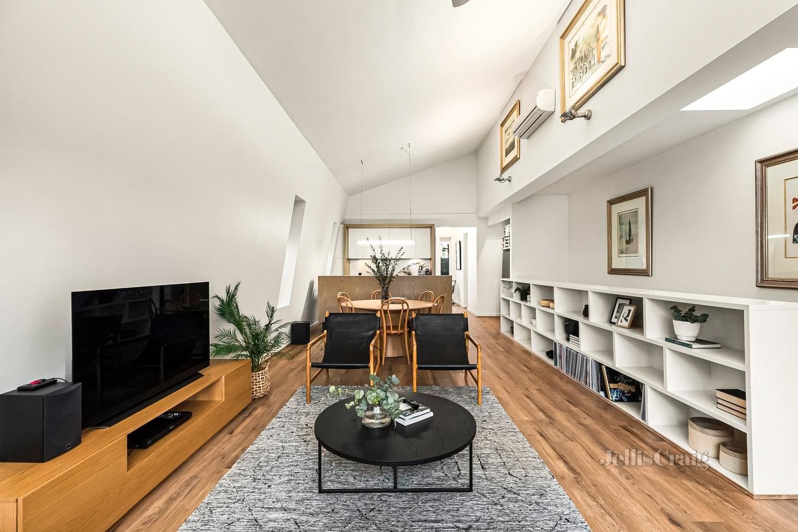 2B Esplanade Place, Port Melbourne, Port Melbourne - Thumbnail 6