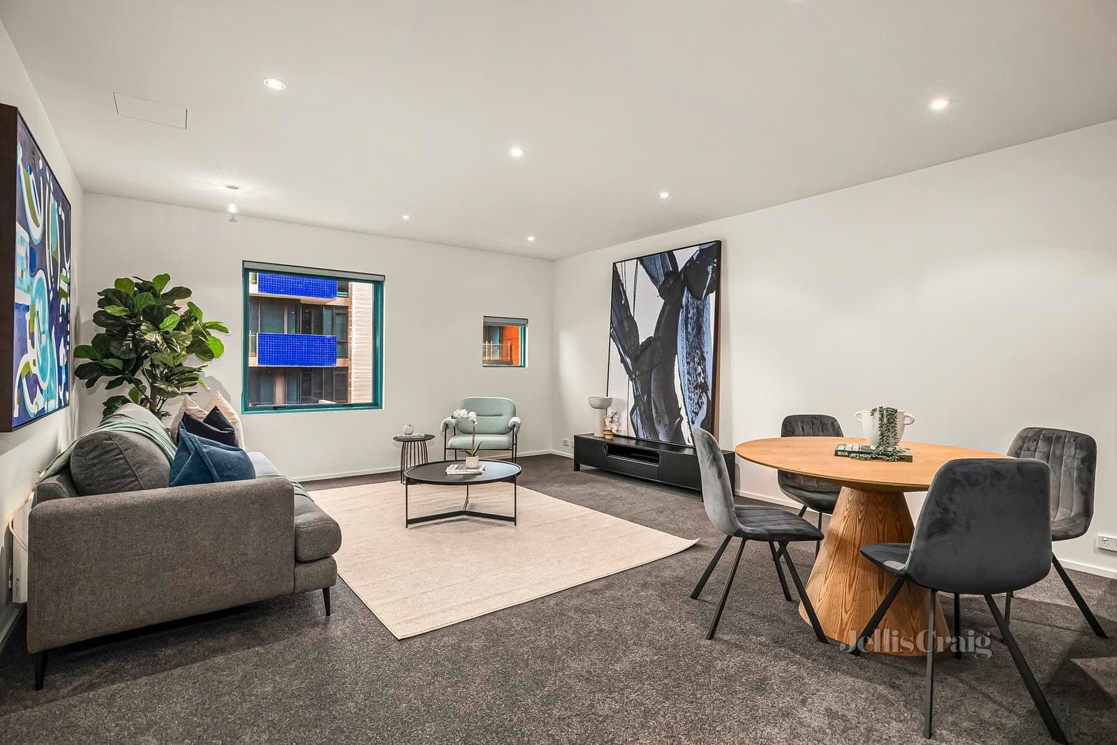 842/1 Esplanade West, Port Melbourne, Port Melbourne - Thumbnail 3