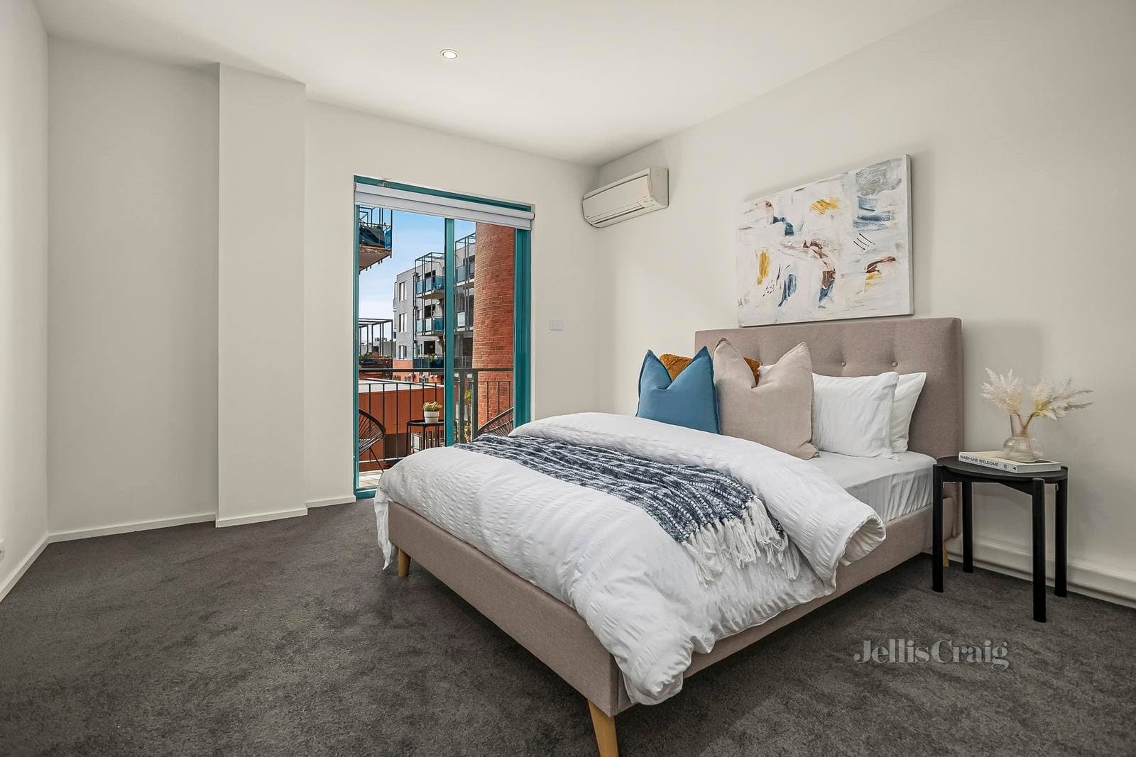 842/1 Esplanade West, Port Melbourne, Port Melbourne - Thumbnail 6