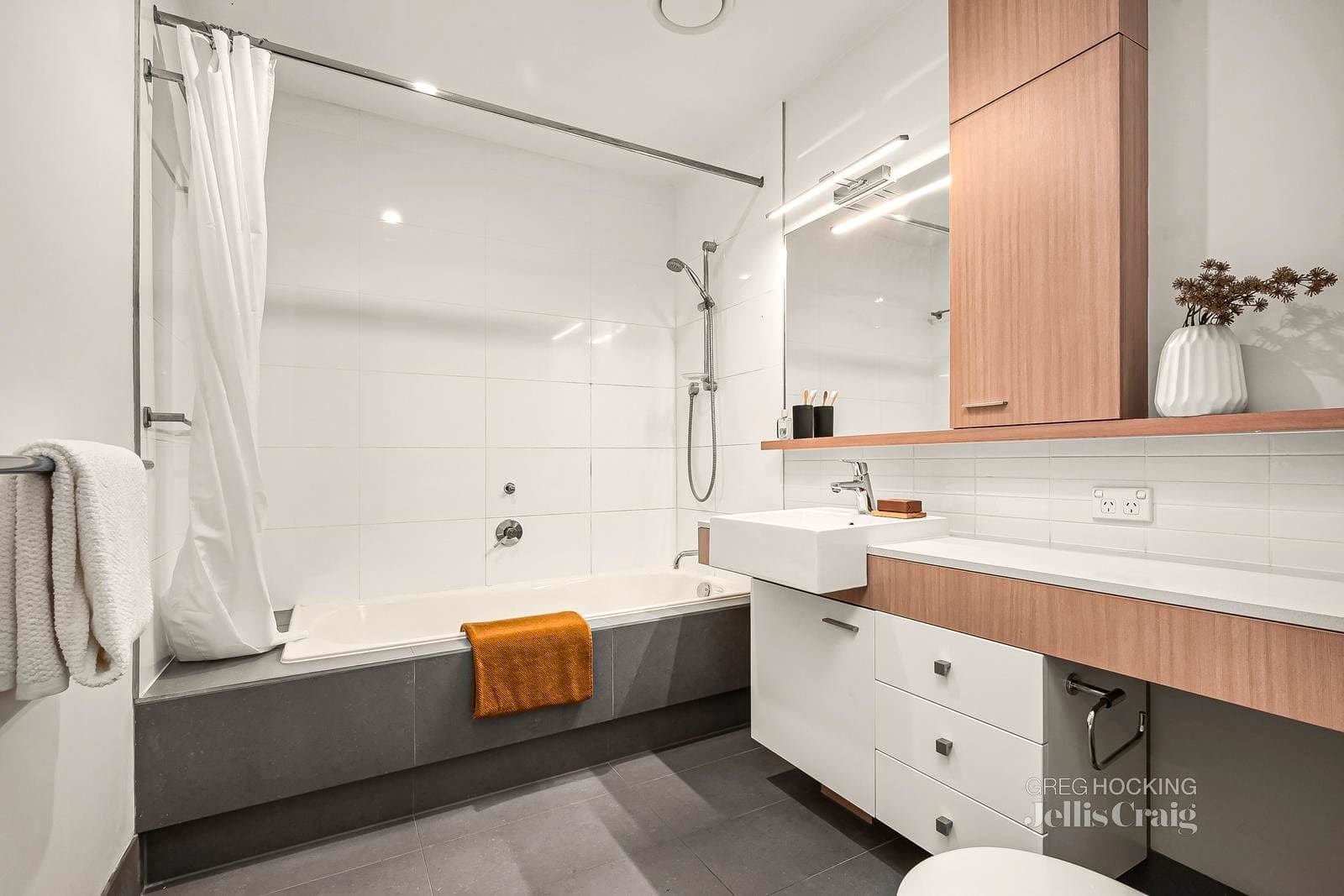 7/53 Johnston Street, Port Melbourne, Port Melbourne - Thumbnail 6