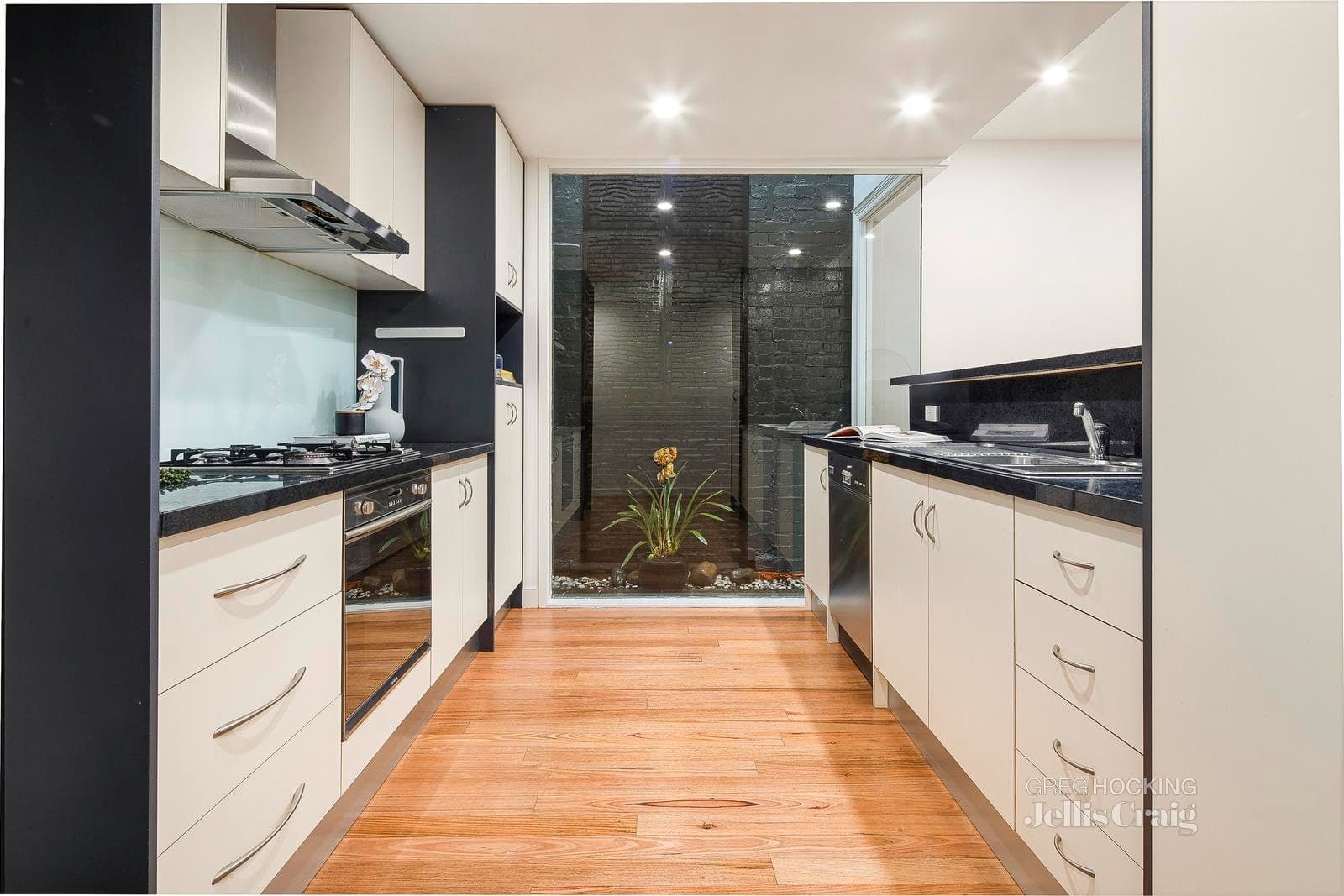 47 Raglan Street, Port Melbourne, Port Melbourne - Thumbnail 5
