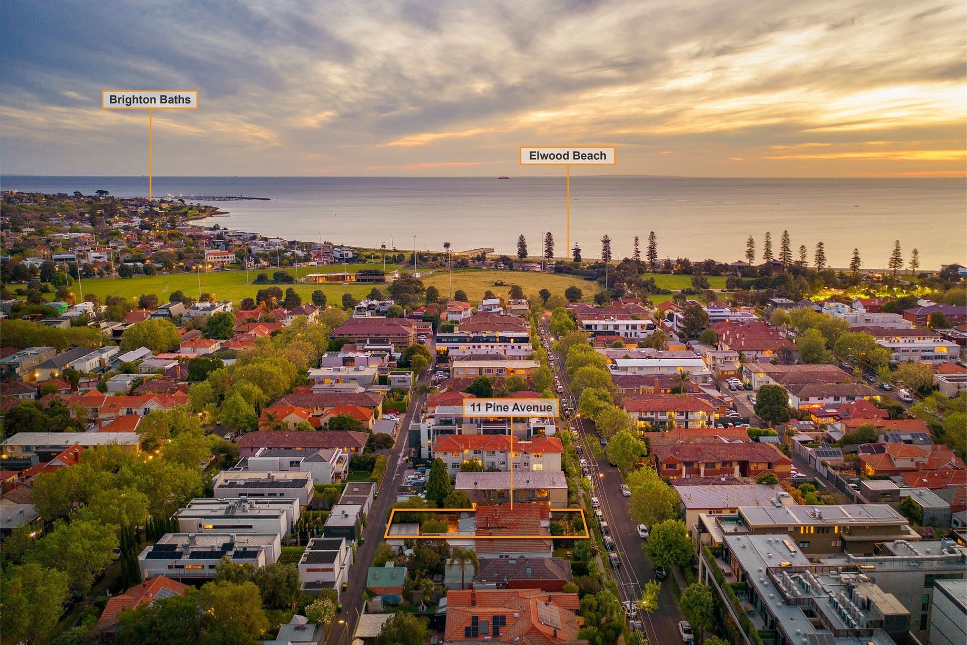11 Pine Avenue, Elwood, Elwood - Thumbnail 3