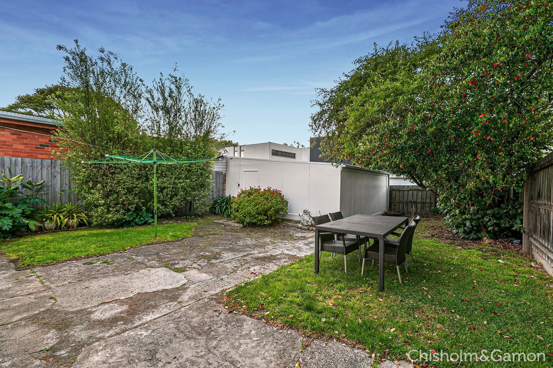 11 Pine Avenue, Elwood, Elwood - Thumbnail 4
