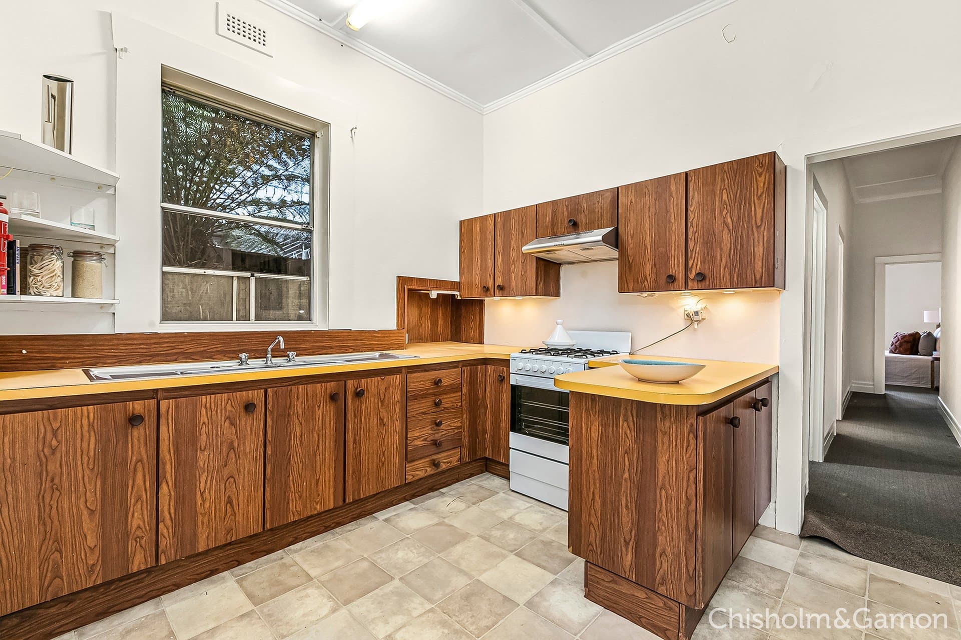 11 Pine Avenue, Elwood, Elwood - Thumbnail 8