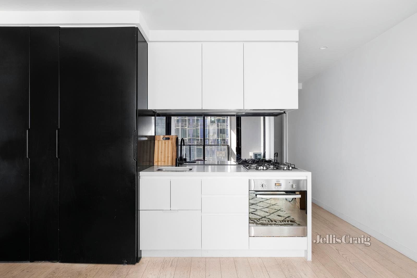 2410/442 Elizabeth Street, Melbourne, Melbourne - Thumbnail 7