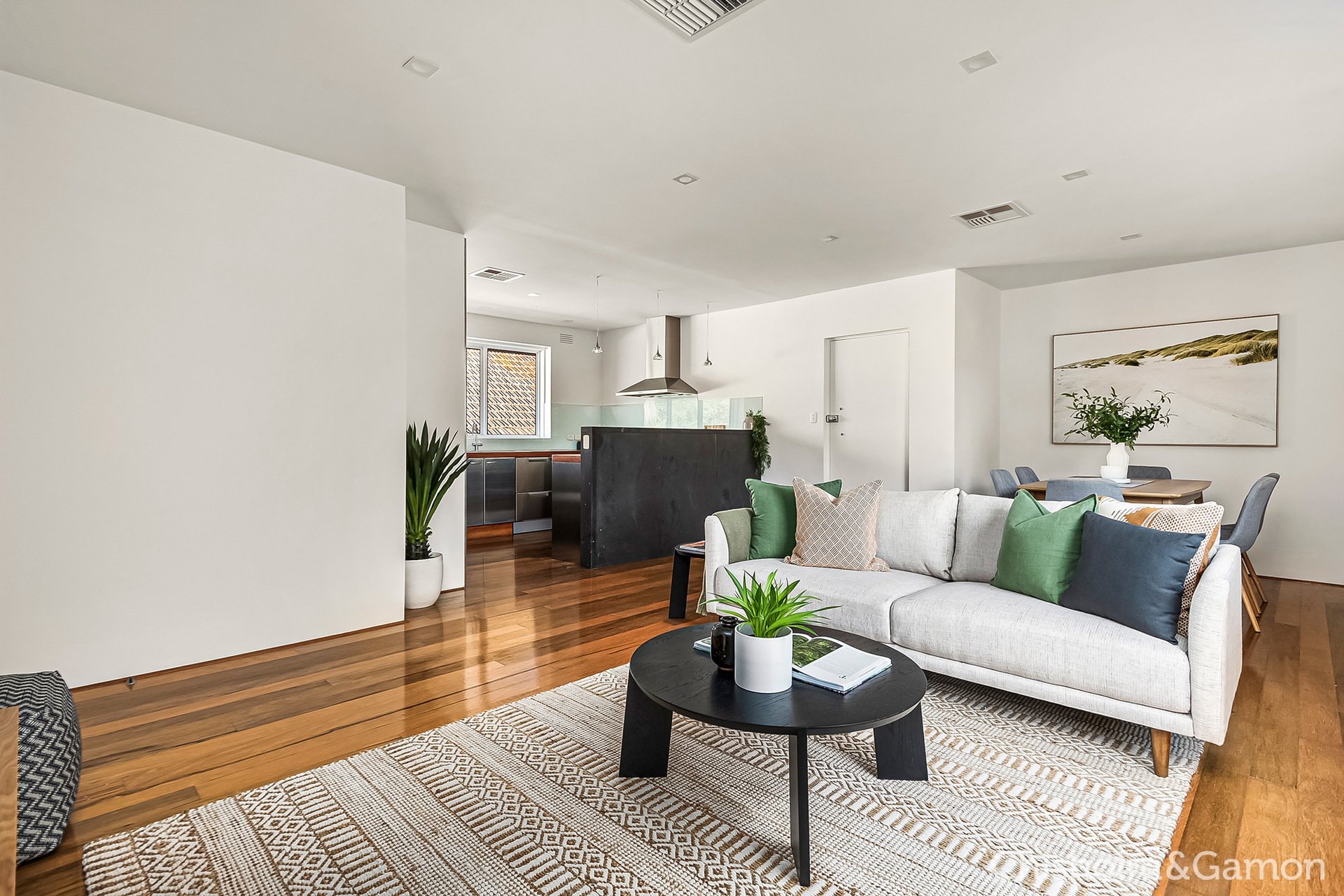 4/16 Spray Street, Elwood, Elwood - Thumbnail 2