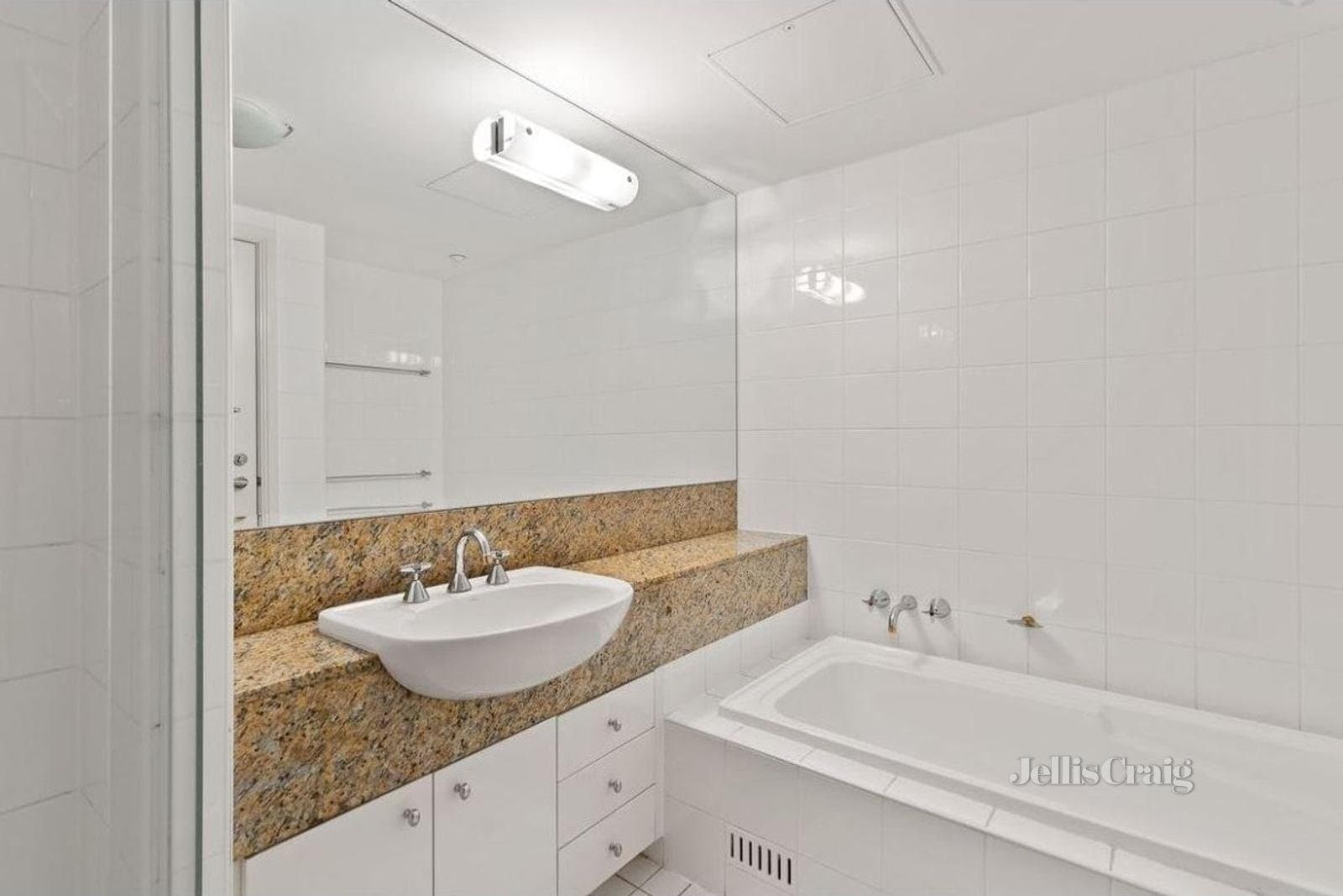 807/127 Beach Street, Port Melbourne, Port Melbourne - Image 1