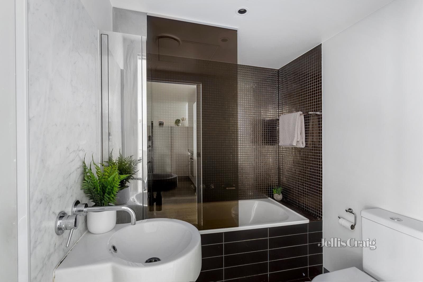 215/539 St Kilda Road, Melbourne, Melbourne - Thumbnail 8