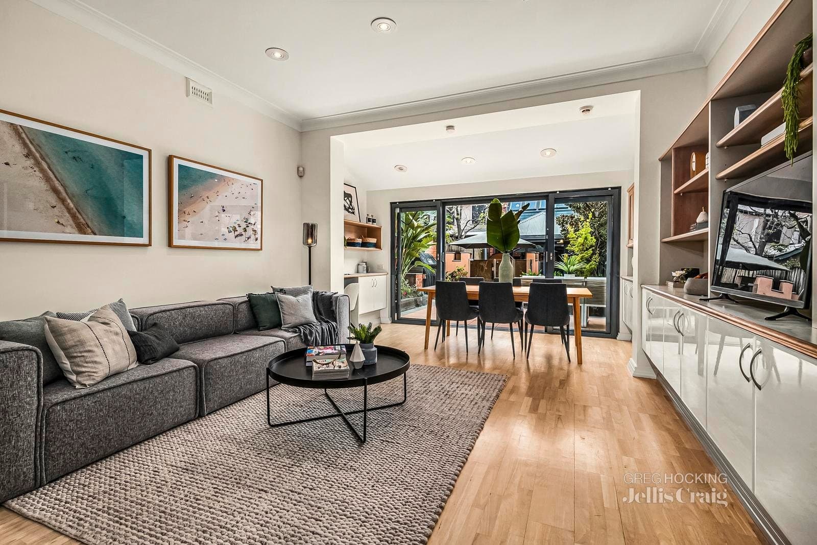 Sold Sold Price: $5,850,000 39 Cardigan Place, Albert Park, Albert Park - Thumbnail 6