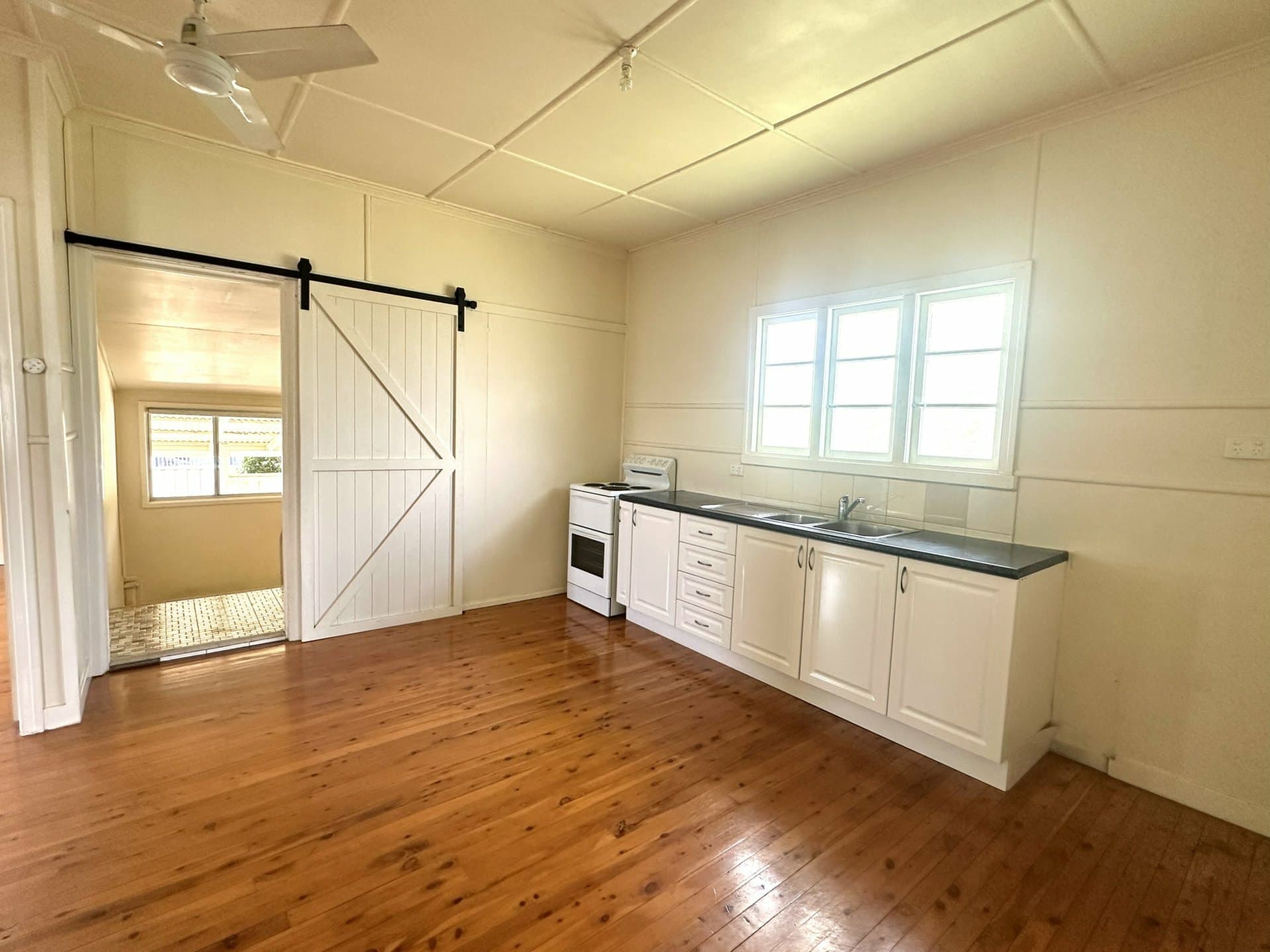 24 Edward Street Esk QLD, Esk - Thumbnail 4