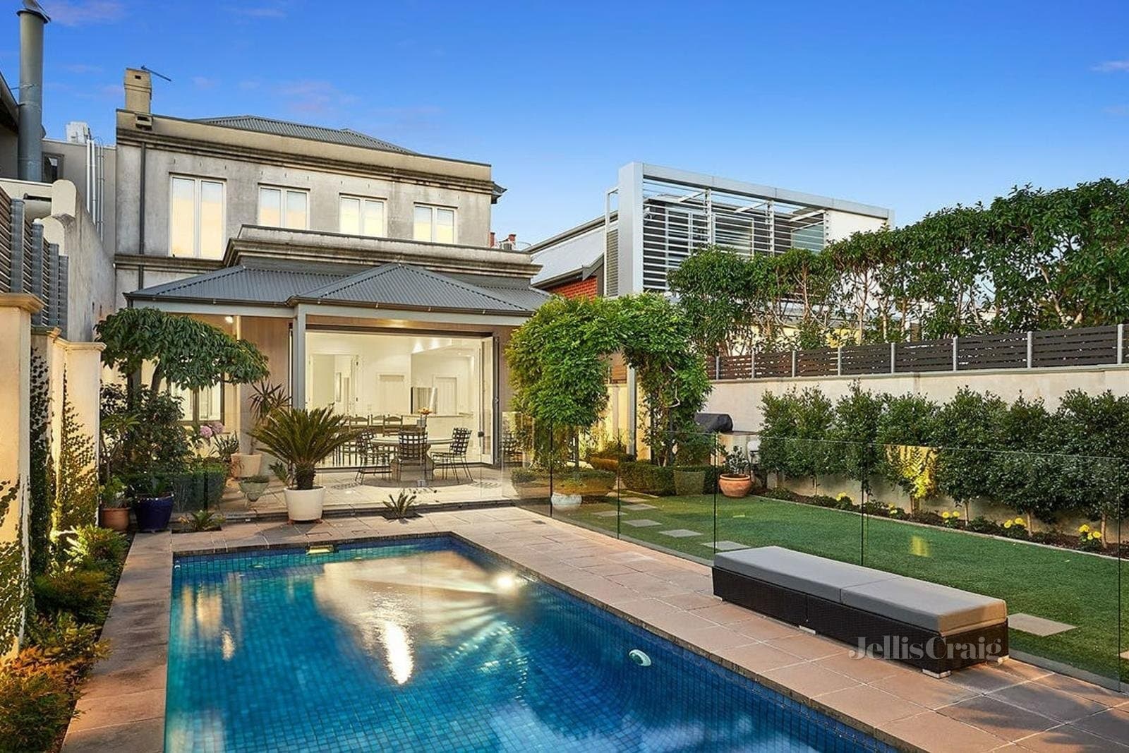 90 Page Street, Albert Park, Albert Park - Image 1