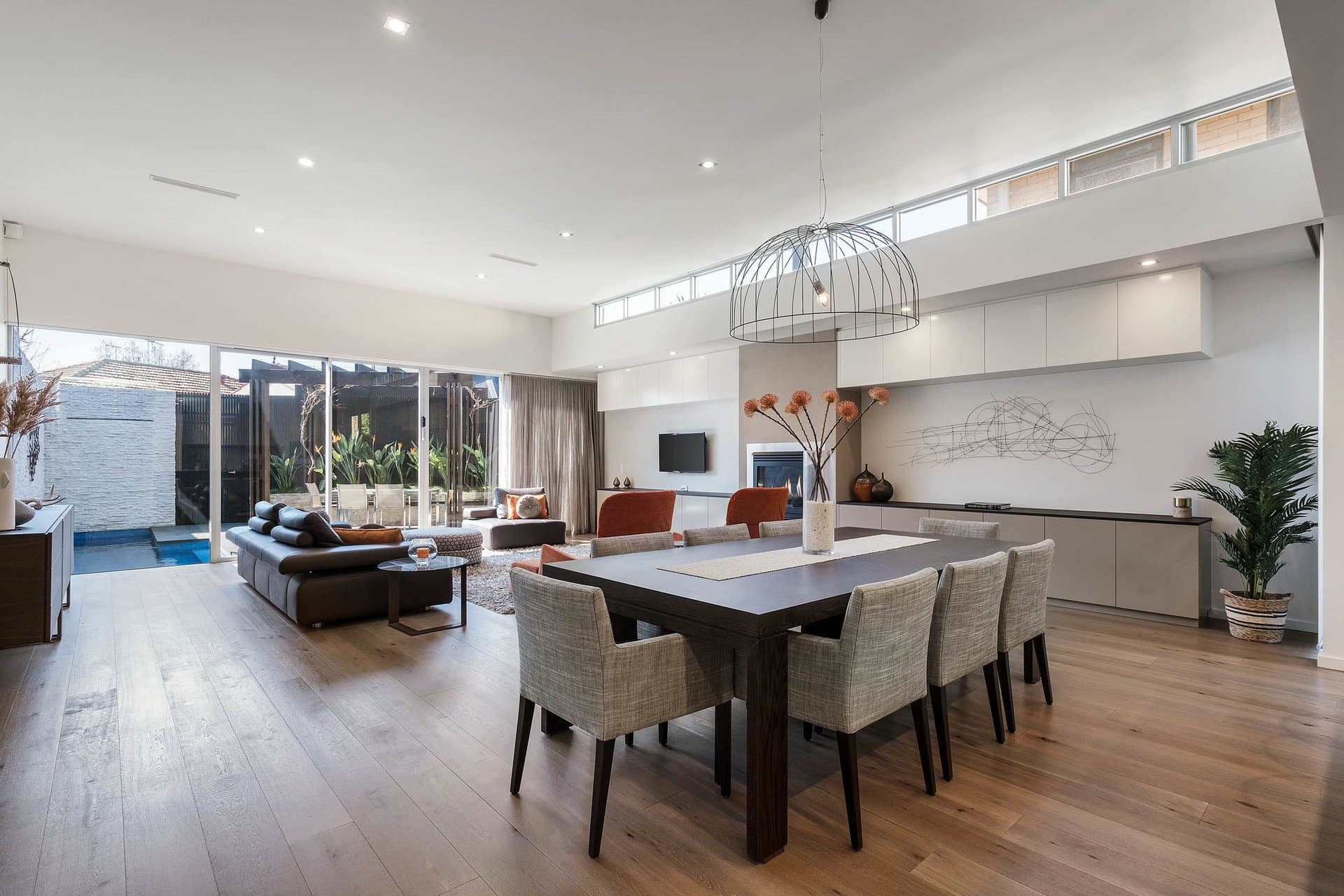 7 Joyce Street, Elwood, Elwood - Thumbnail 4