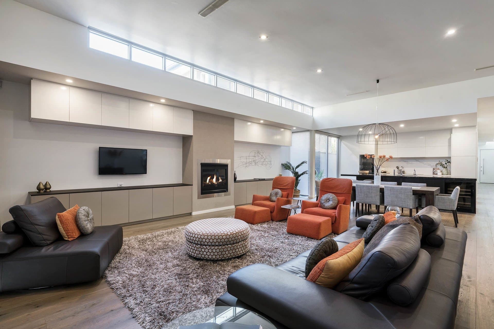 7 Joyce Street, Elwood, Elwood - Thumbnail 5