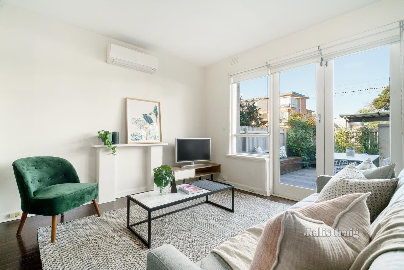 1/145 Glen Huntly Road, Elwood, Elwood - Thumbnail 2
