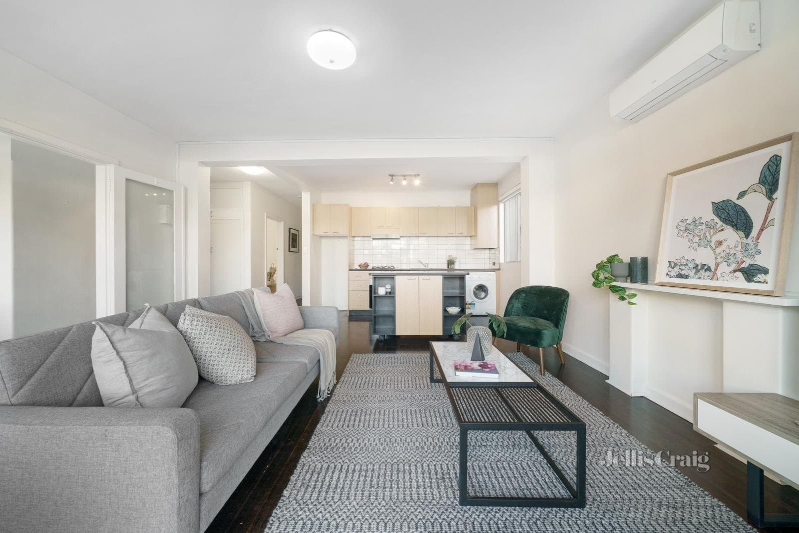 1/145 Glen Huntly Road, Elwood, Elwood - Thumbnail 4