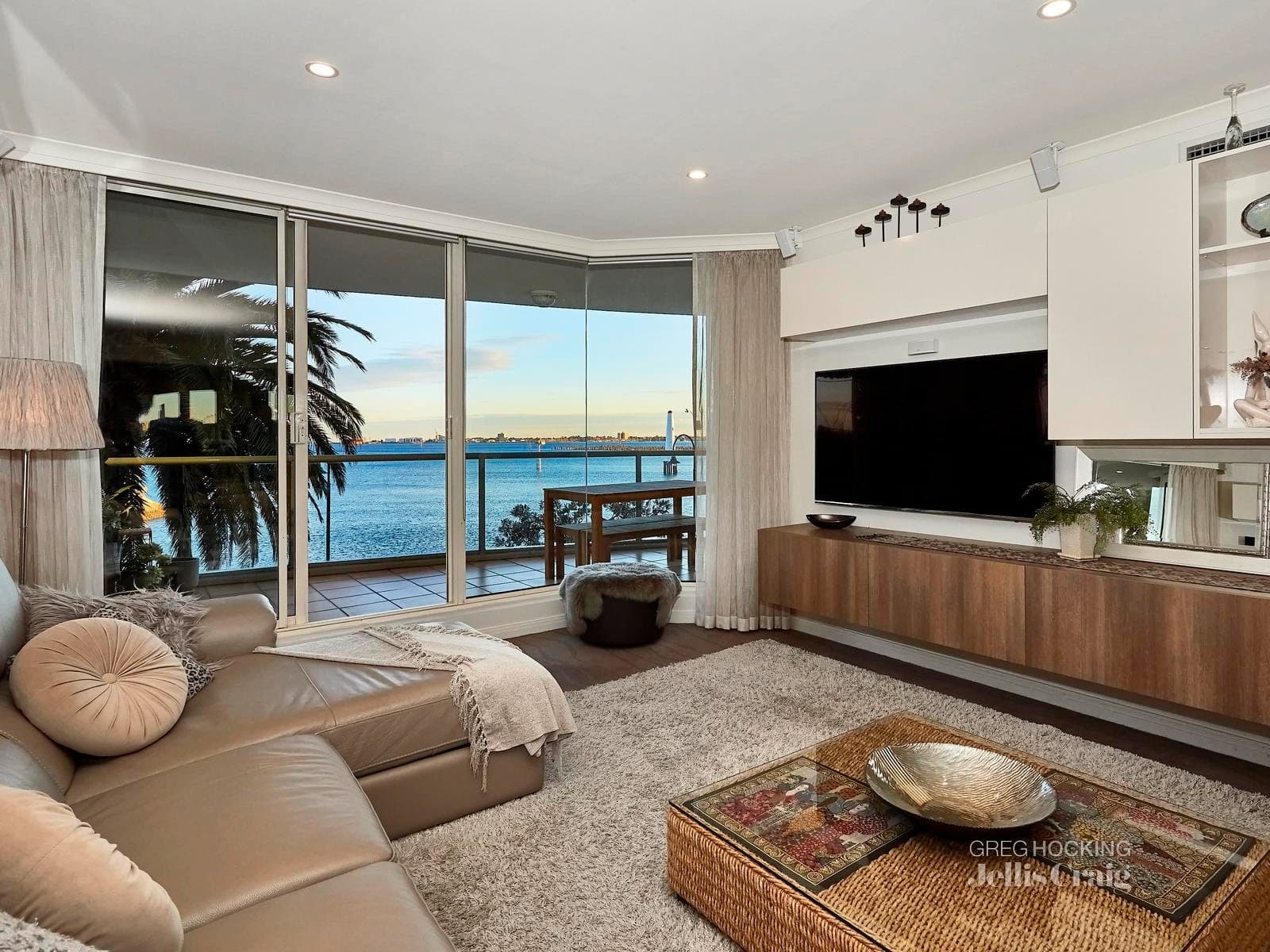 208/107 Beach Street, Port Melbourne, Port Melbourne - Thumbnail 5