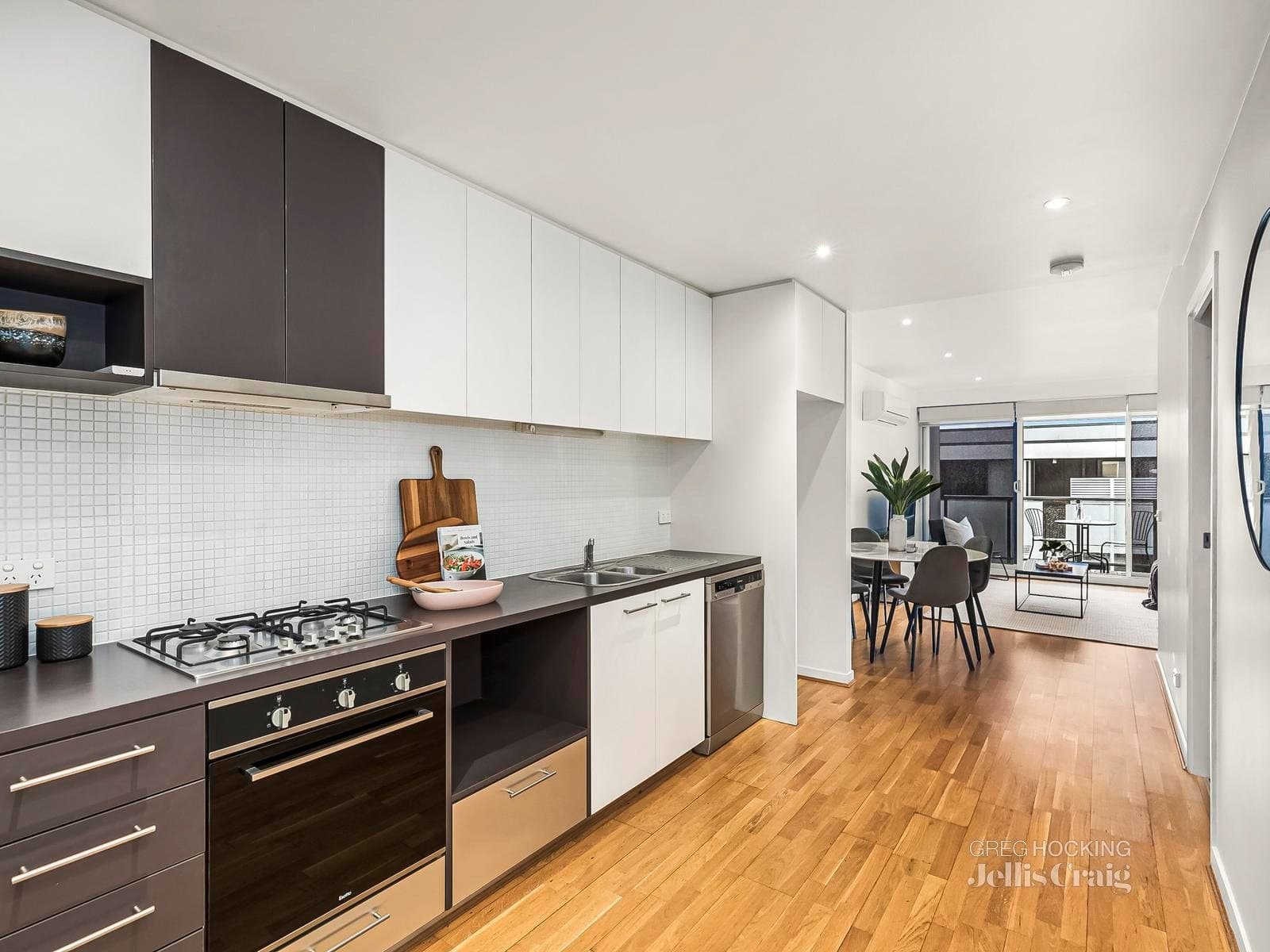 508/99 Nott Street, Port Melbourne, Port Melbourne - Thumbnail 6