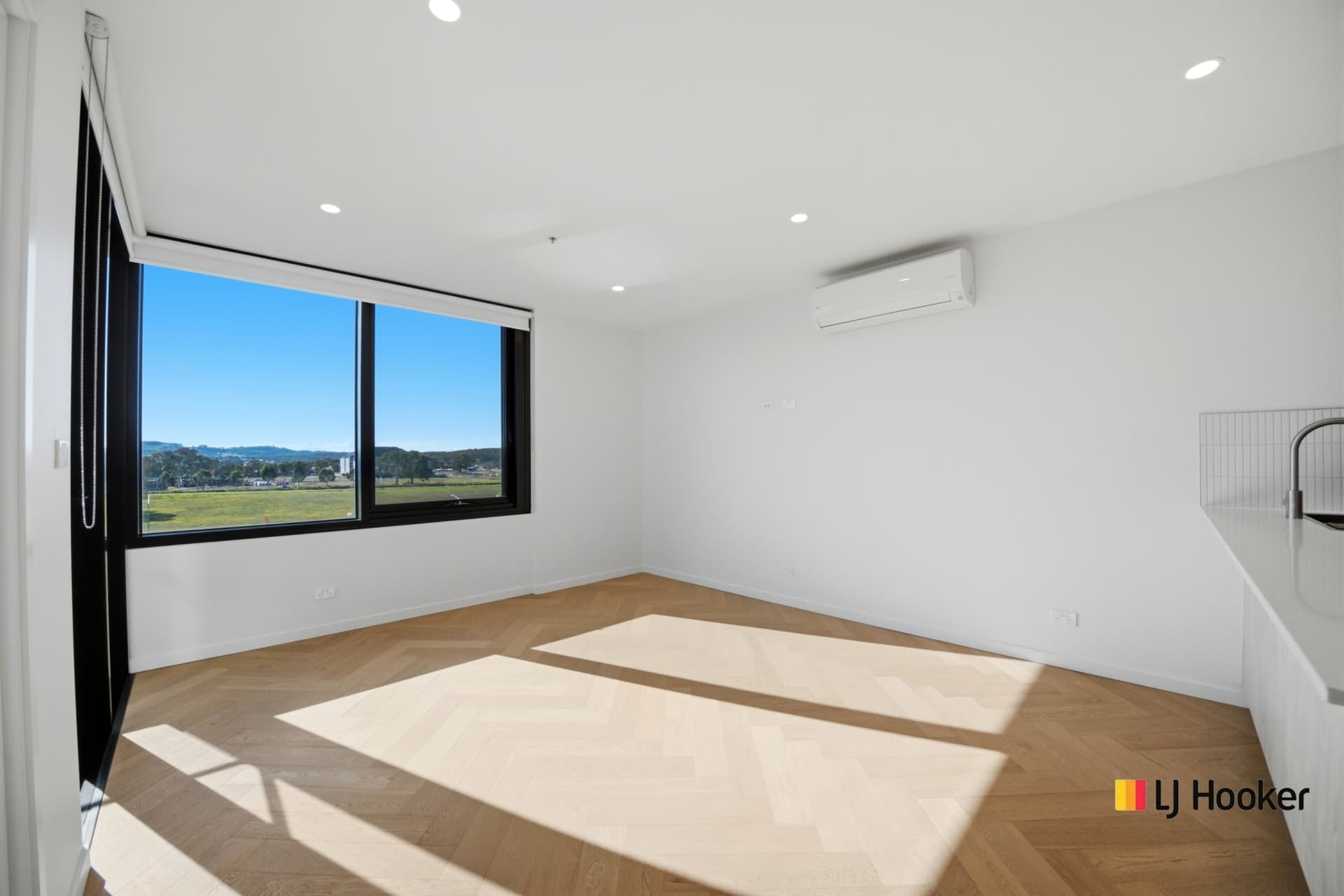 401/61 Camilleri Way, Gungahlin, Gungahlin - Thumbnail 2
