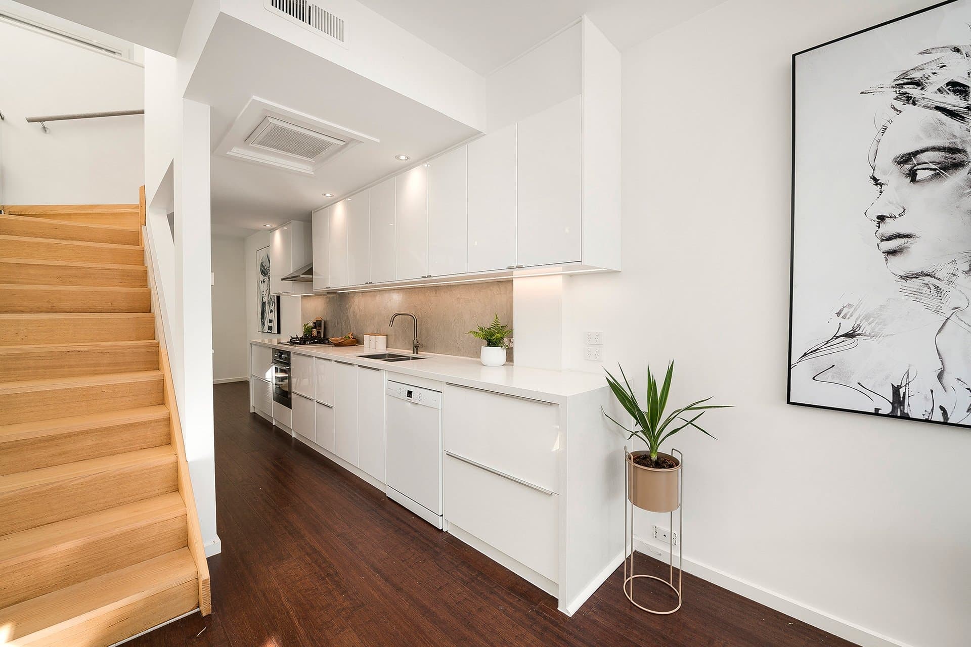 55 McCormack Street, Port Melbourne, Port Melbourne - Thumbnail 6