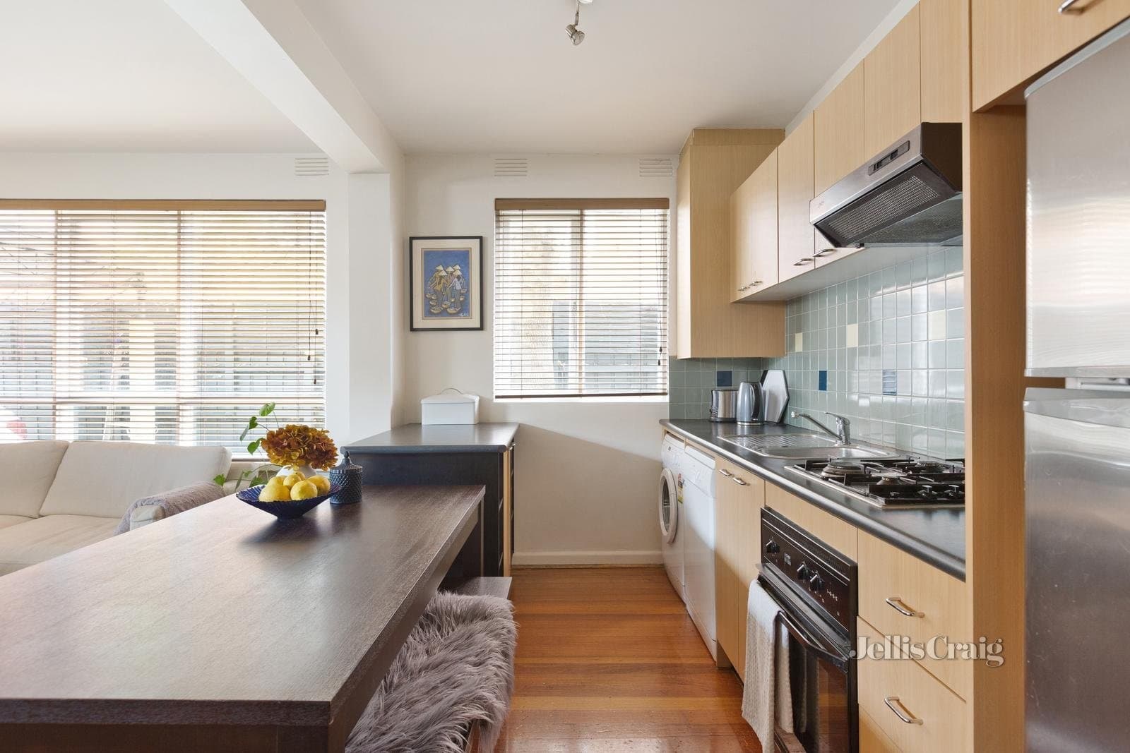 2/145 Glen Huntly Road, Elwood, Elwood - Thumbnail 4